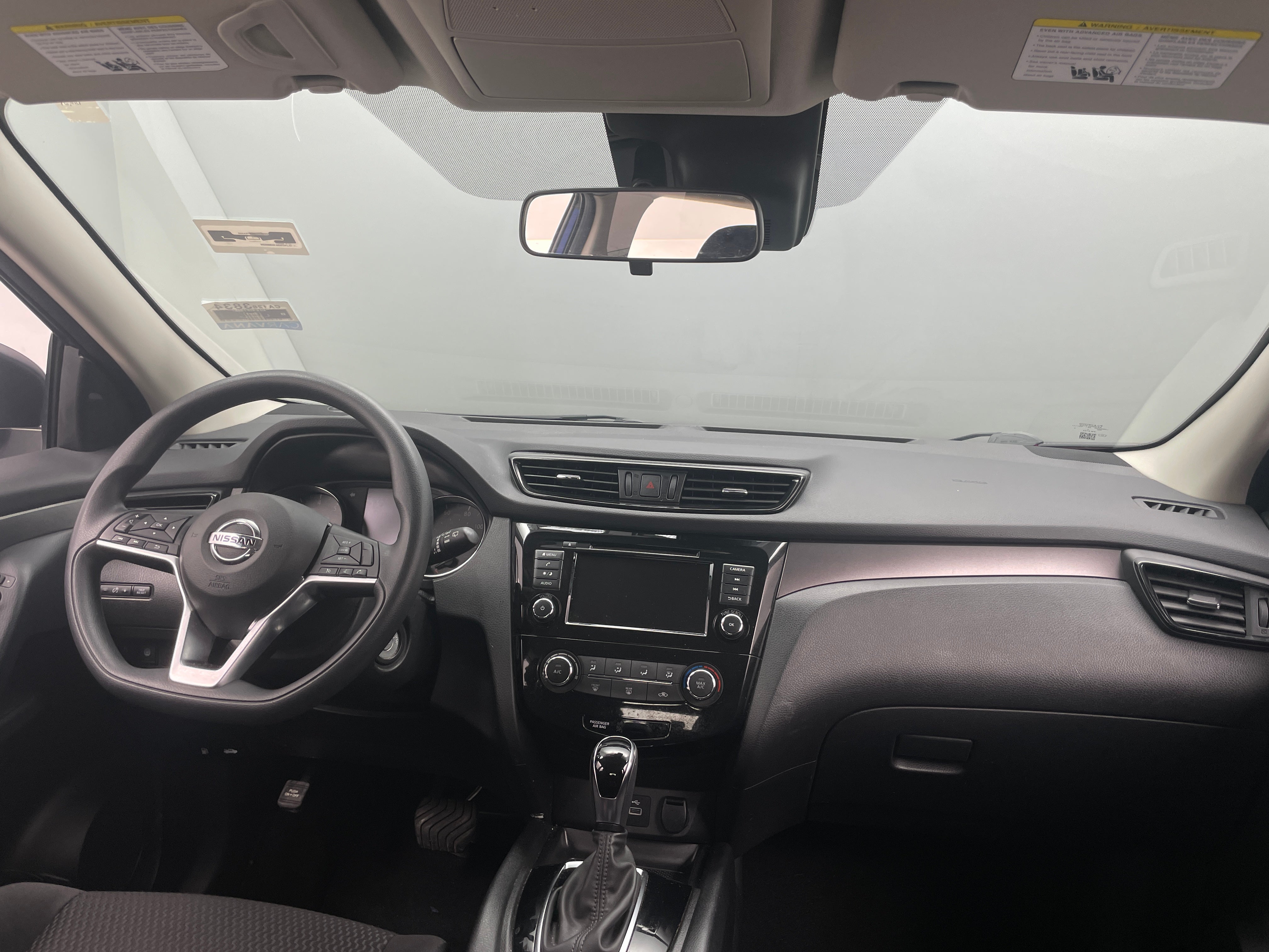 2020 Nissan Rogue Sport S 3