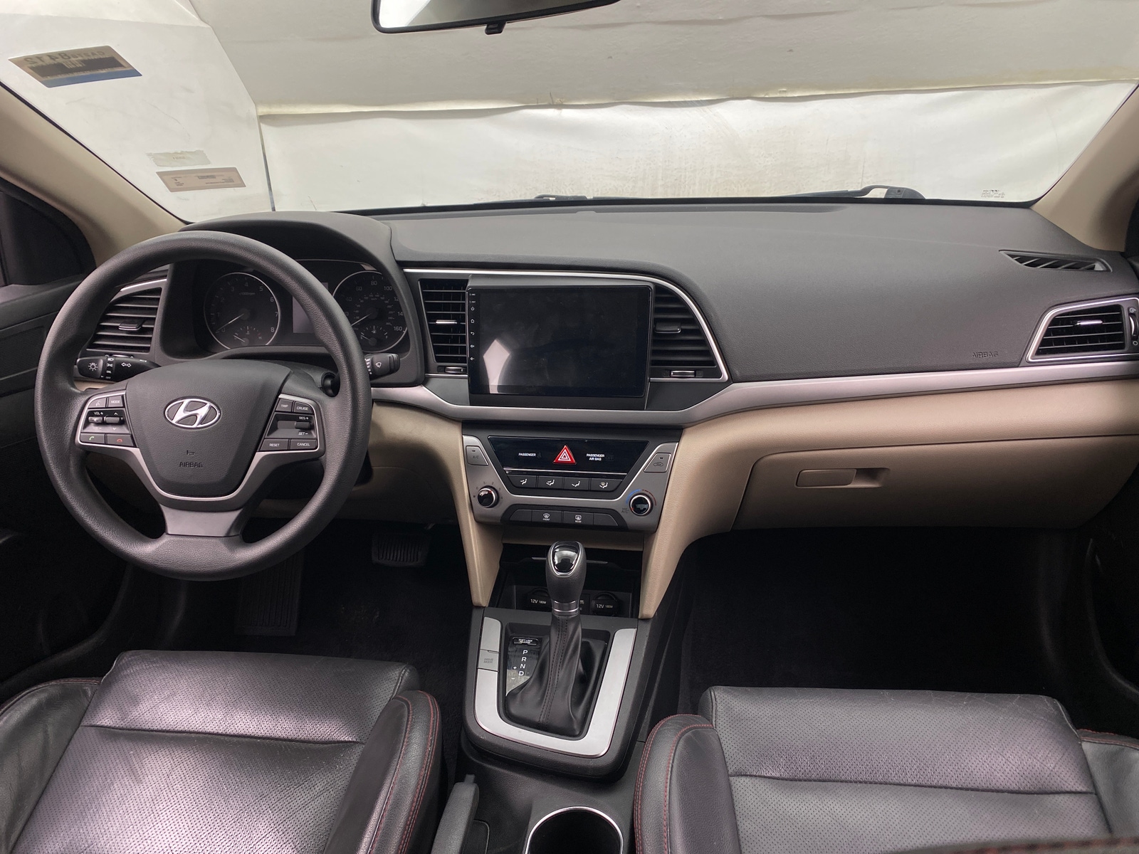 Thumbnail: 2018 Hyundai Elantra - 3