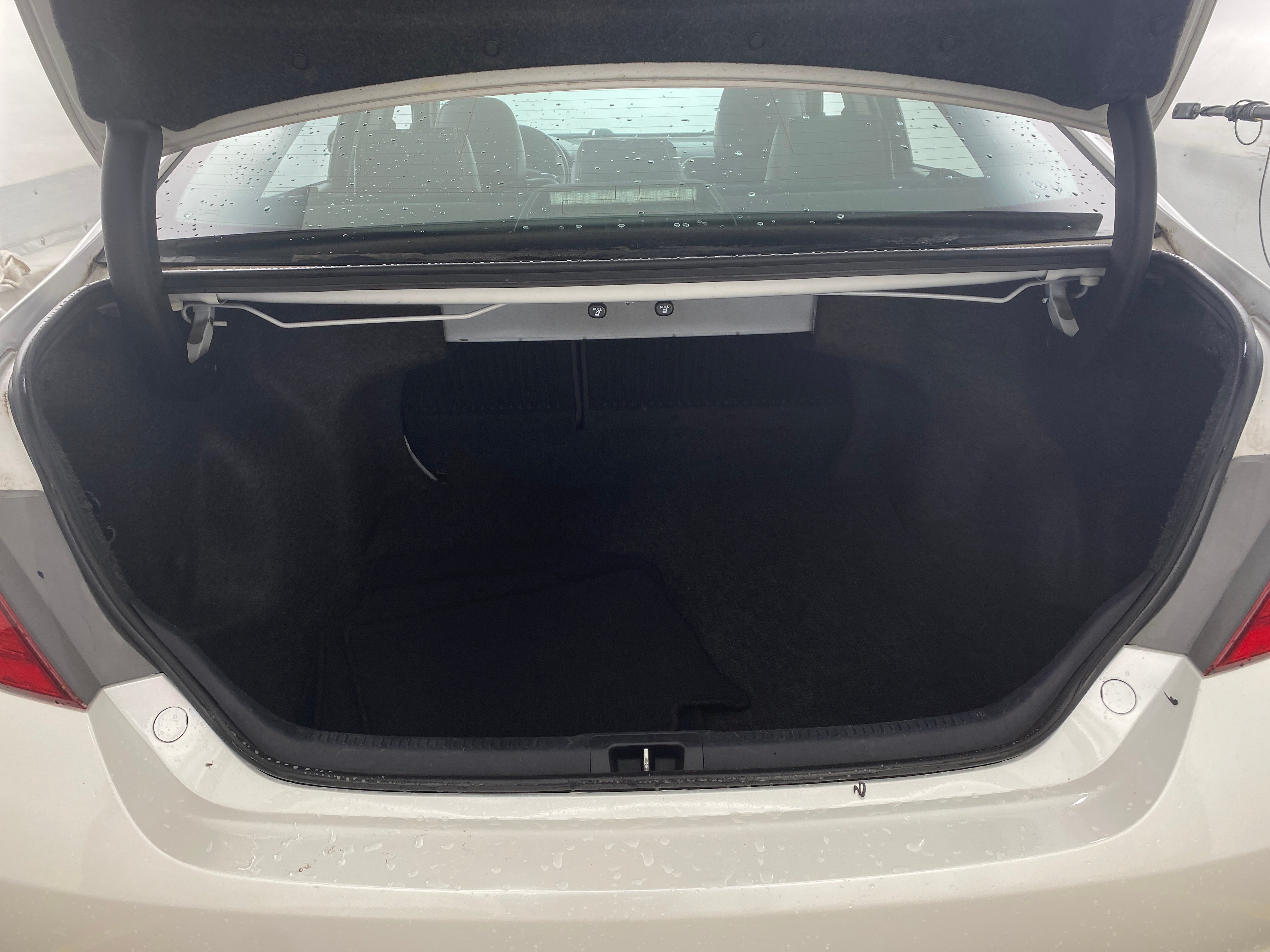 2017 Toyota Camry SE 7
