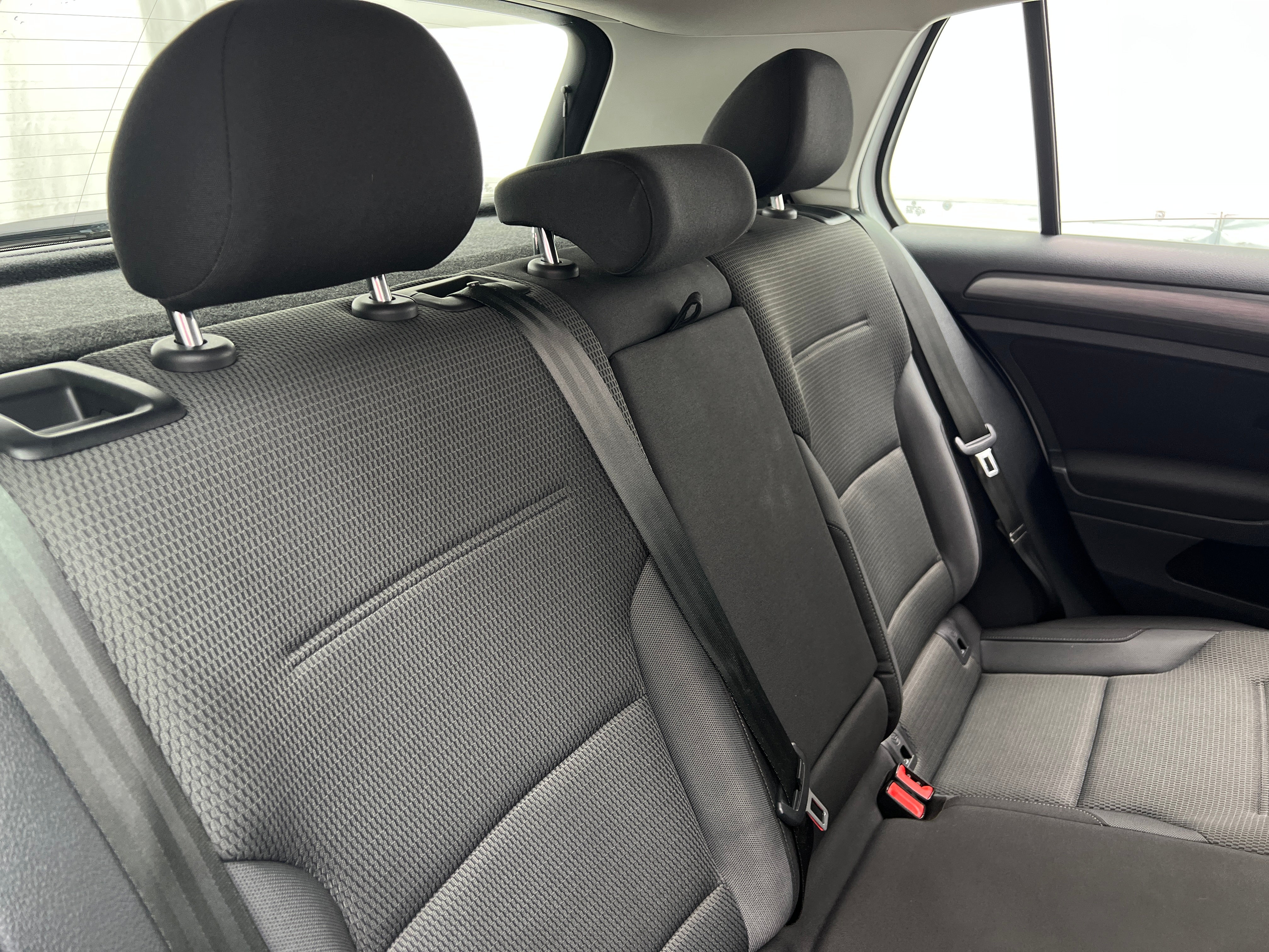 2019 Volkswagen e-Golf SE 6