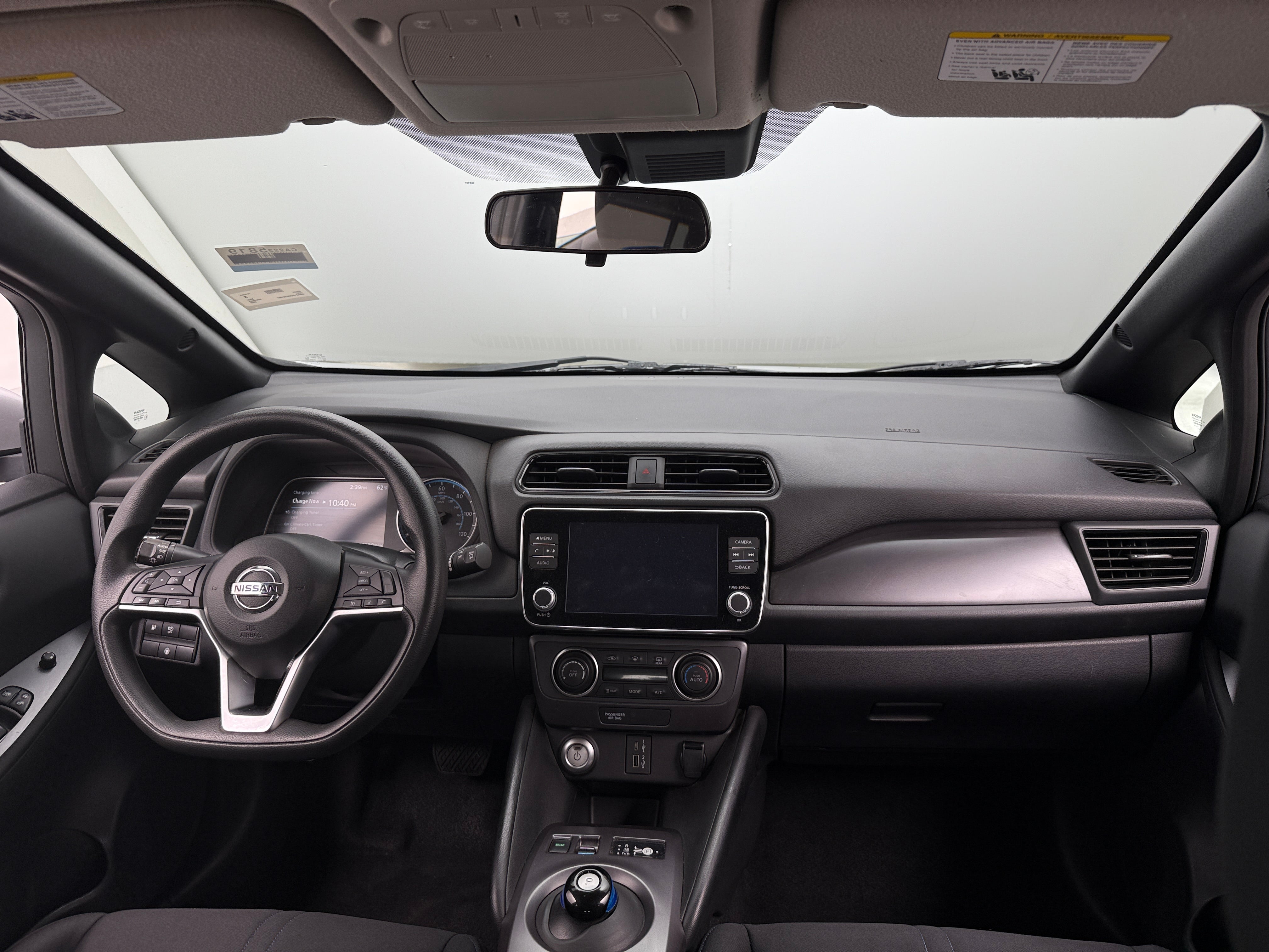 2022 Nissan Leaf S 3