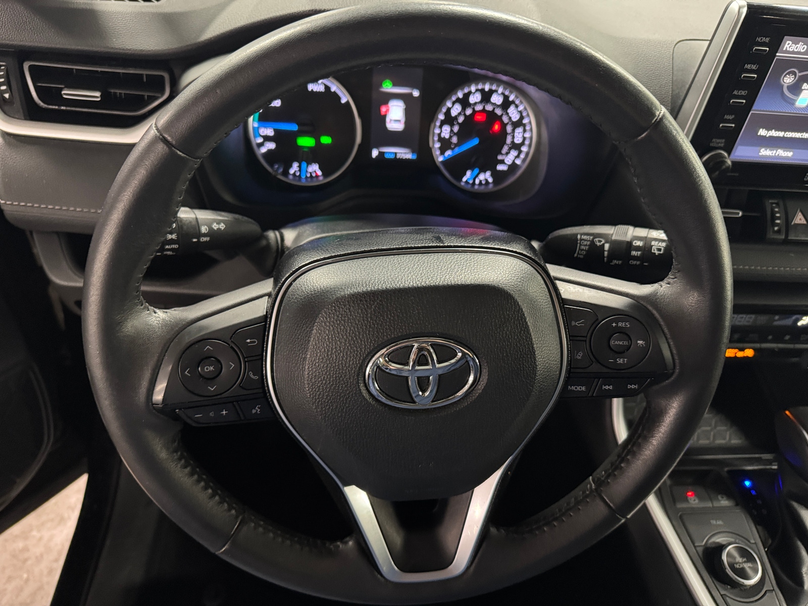 Thumbnail: 2021 Toyota RAV4 - 4