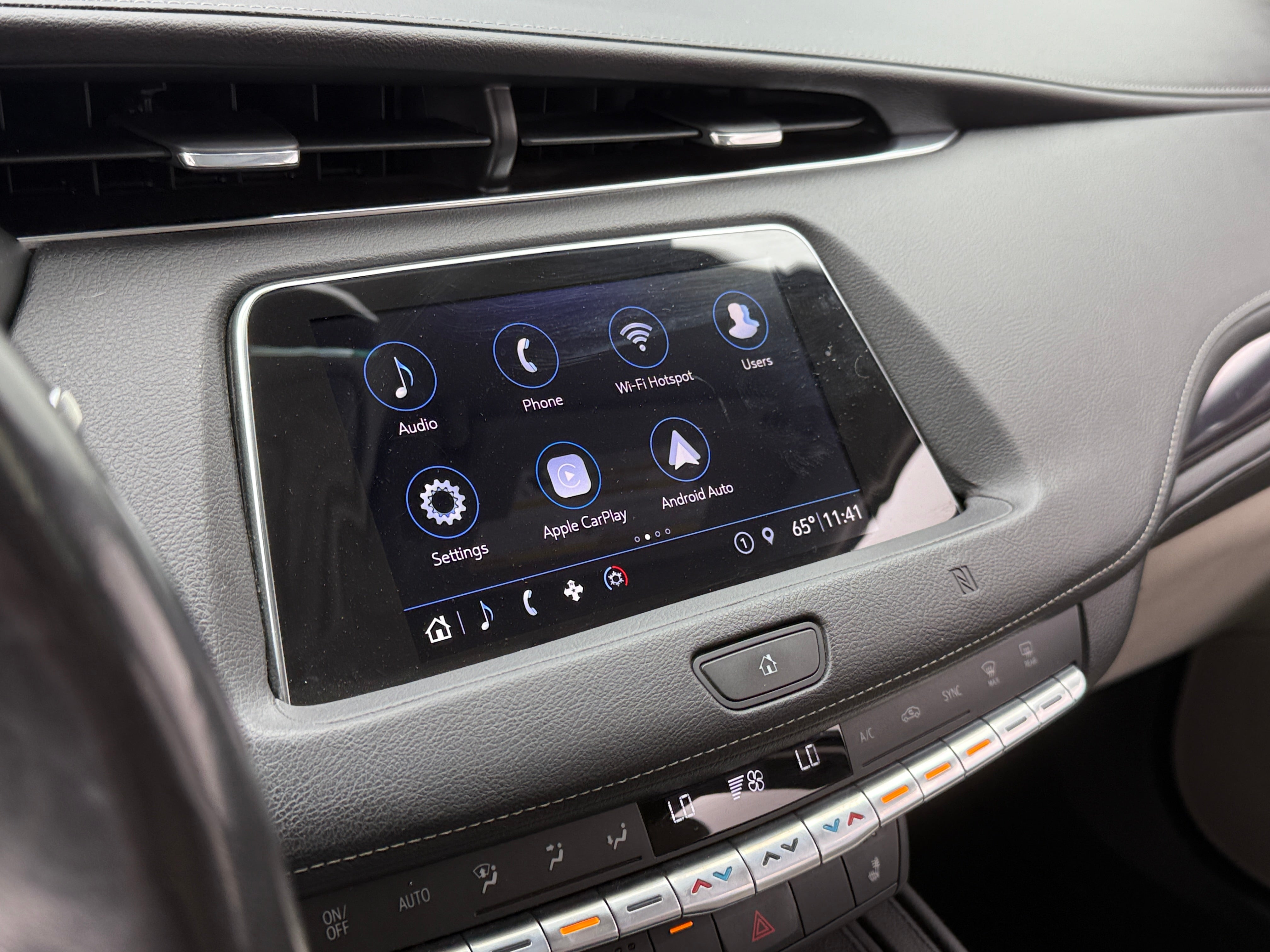 2019 Cadillac XT4 Luxury 3