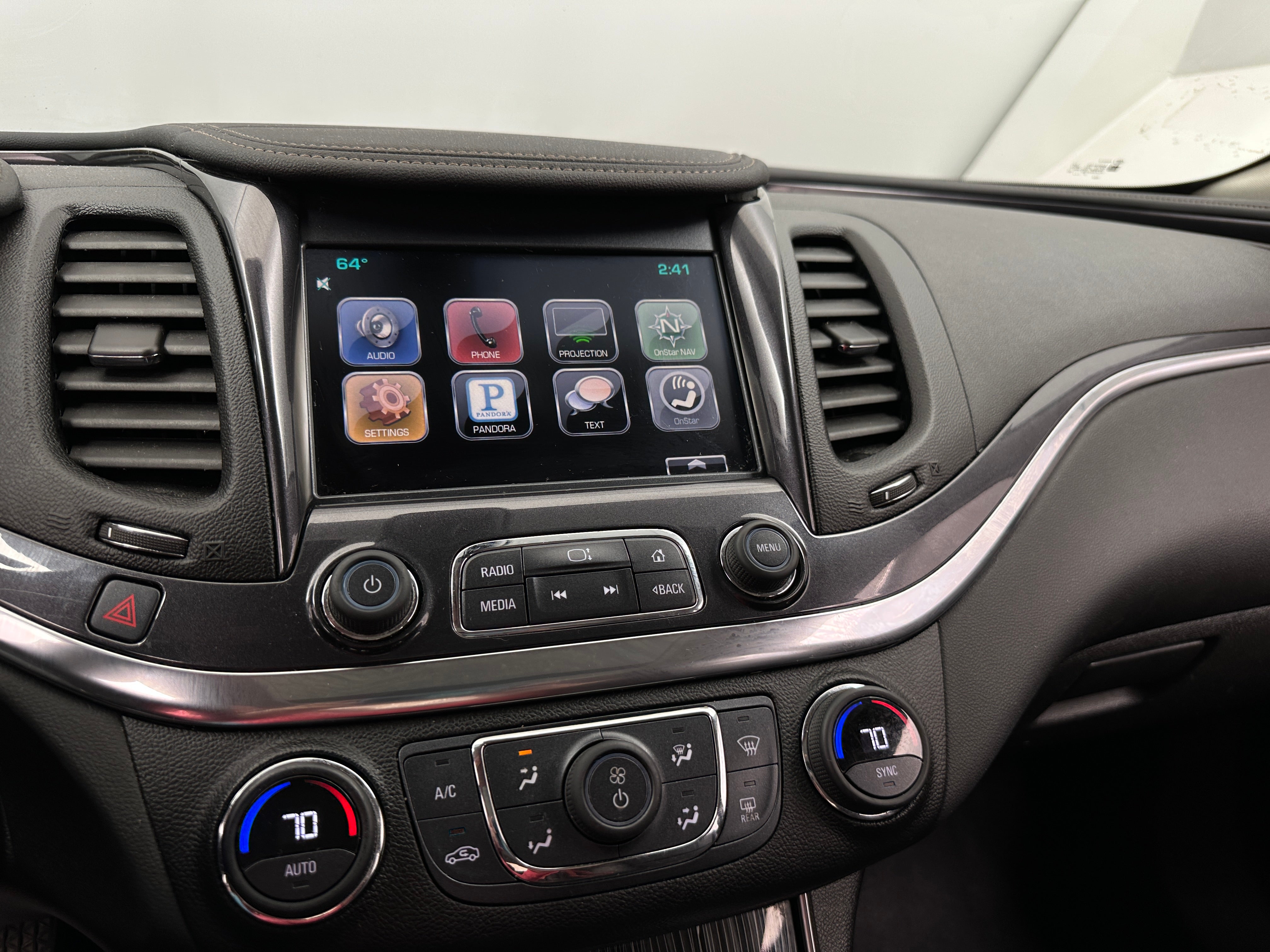 2016 Chevrolet Impala LT 3