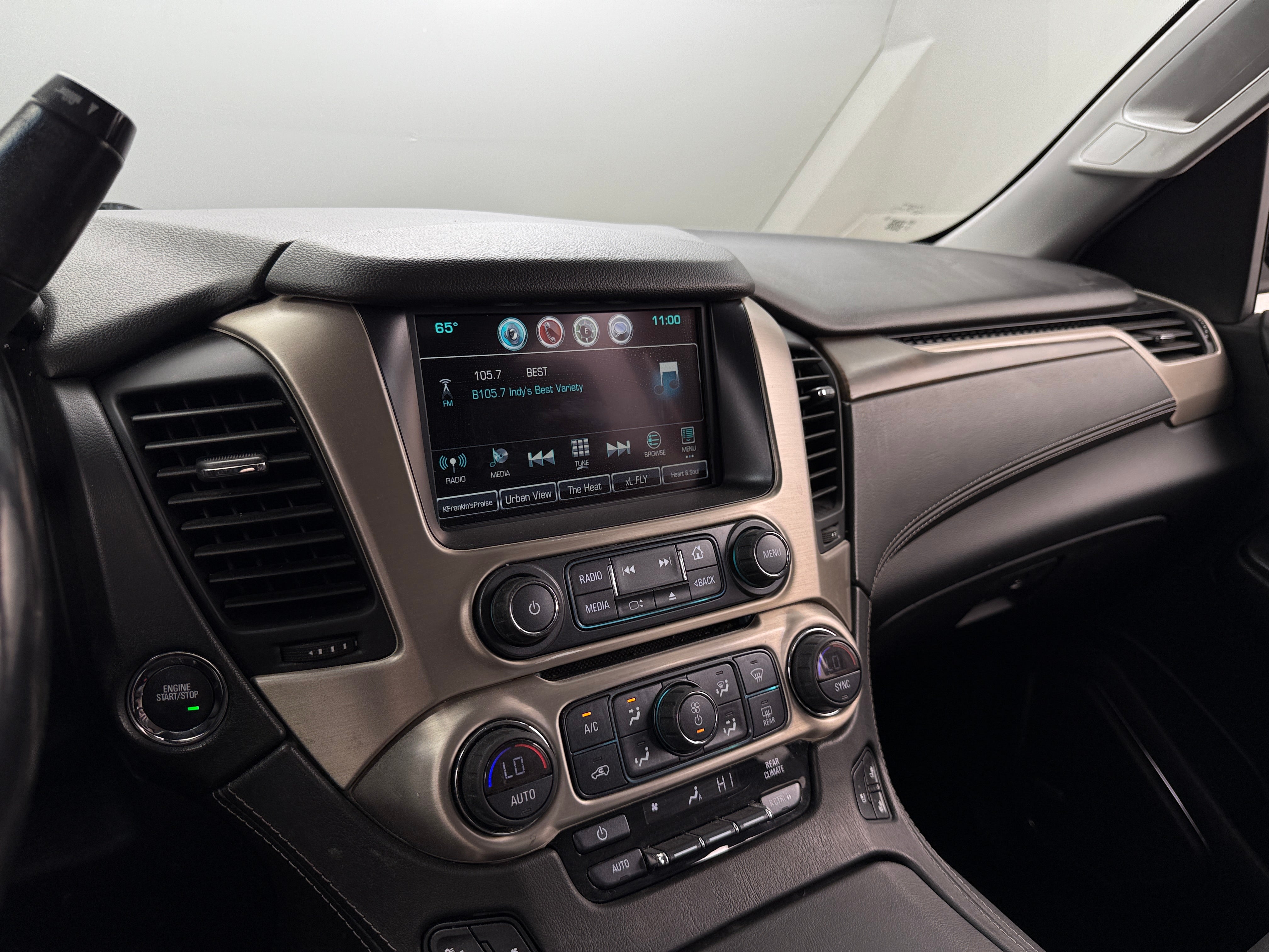 2018 GMC Yukon XL Denali 3
