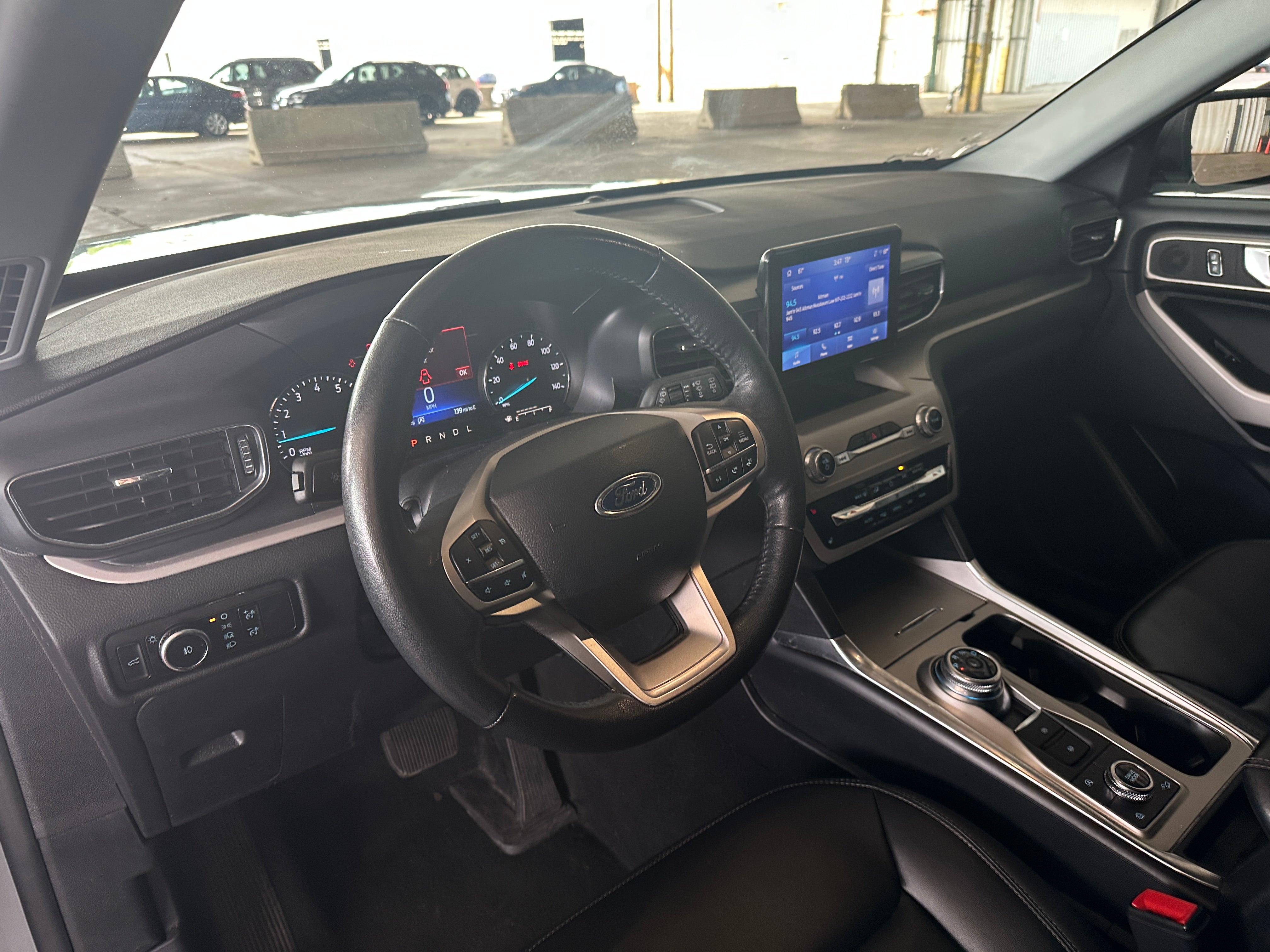 2024 Ford Explorer XLT 3