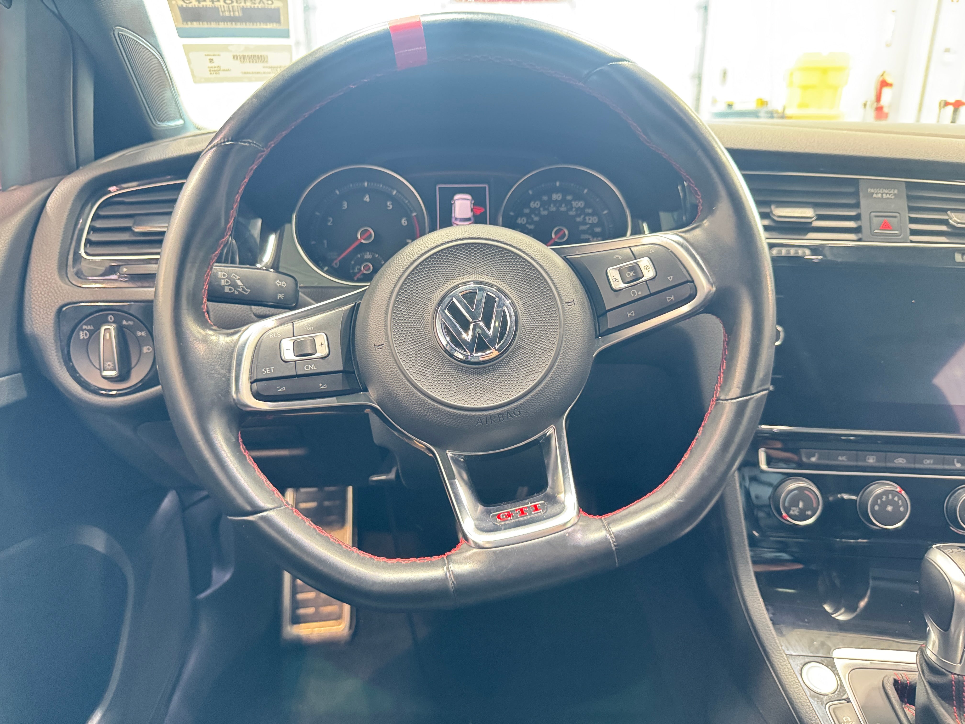 2018 Volkswagen Golf GTI SE 4