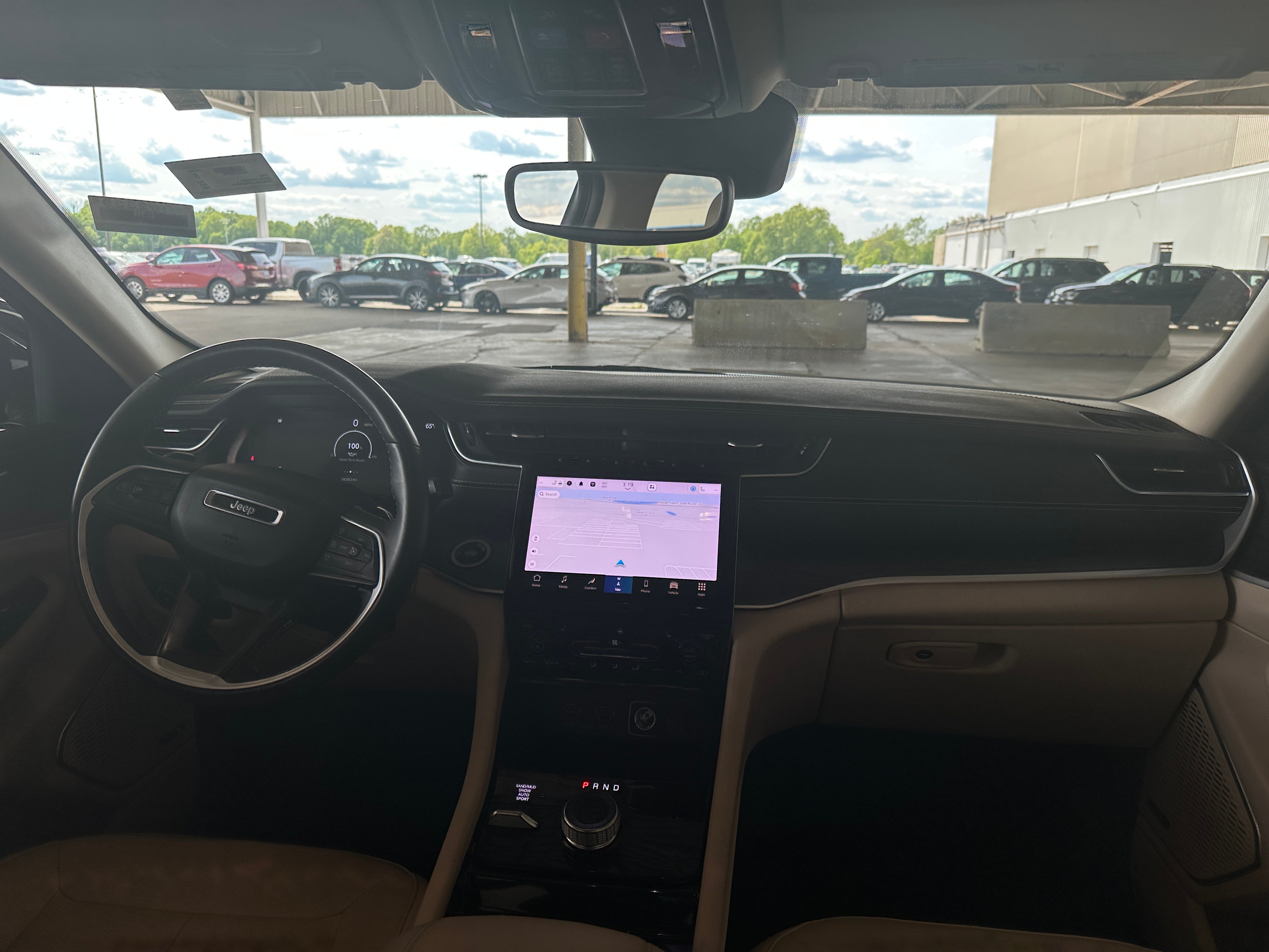 2022 Jeep Grand Cherokee L Limited Edition 2