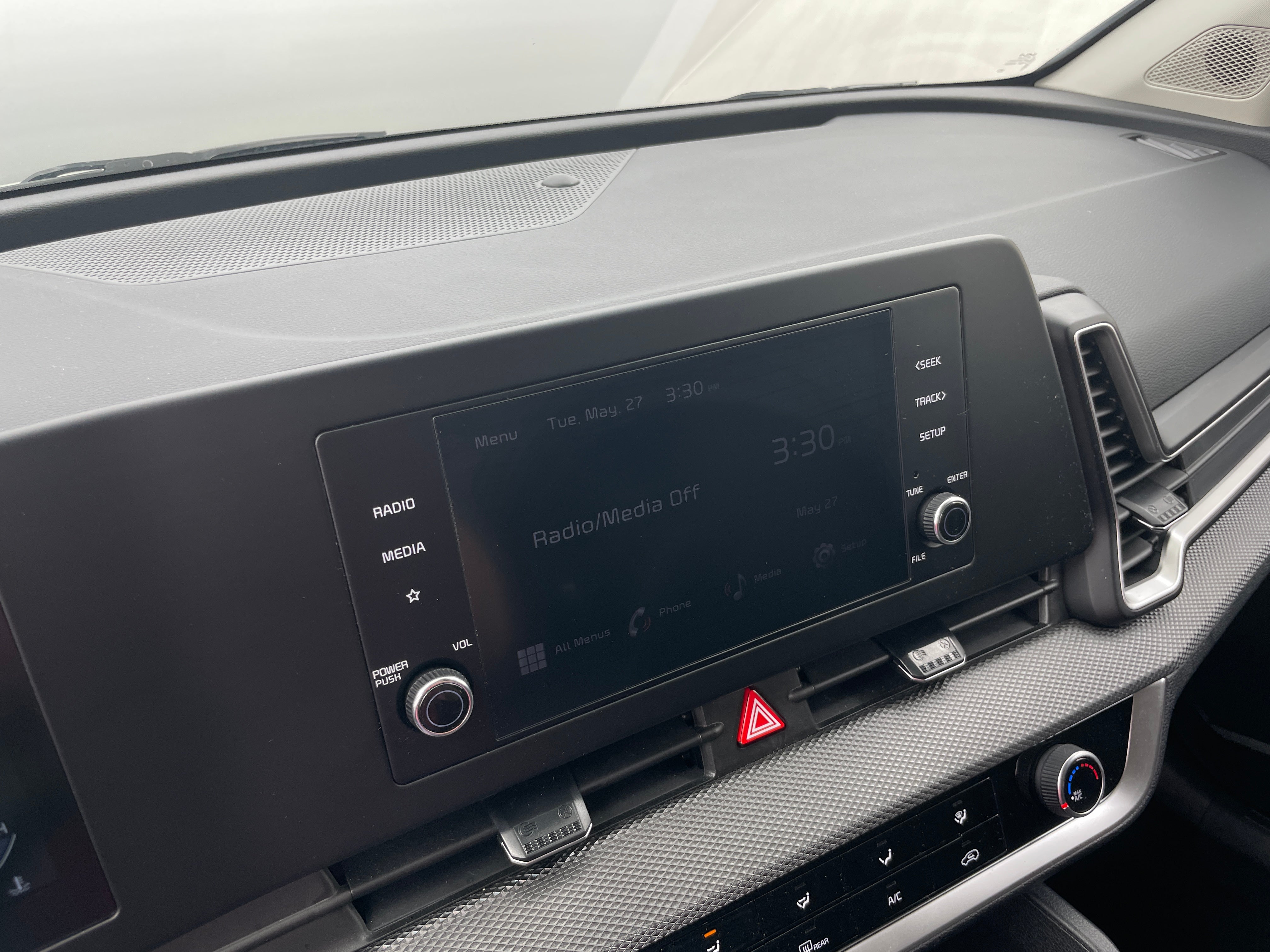 2024 Kia Sportage LX 4