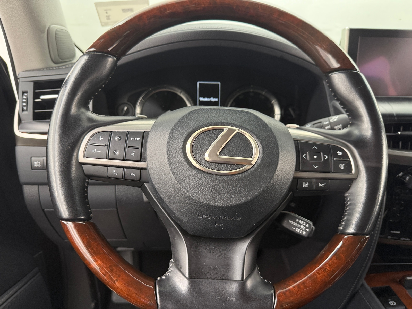 Thumbnail: 2020 Lexus LX - 4