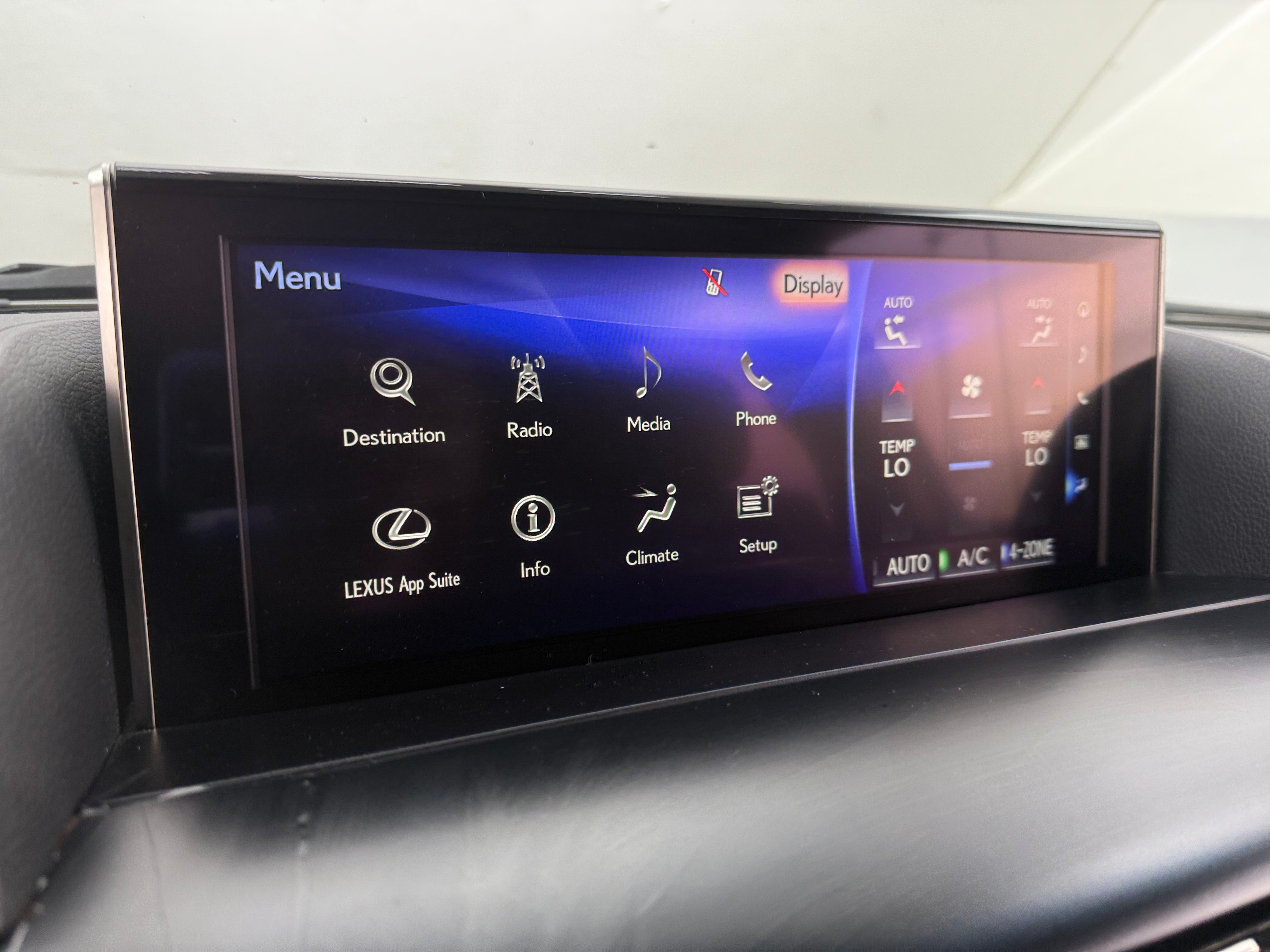 2020 Lexus LX 570 3