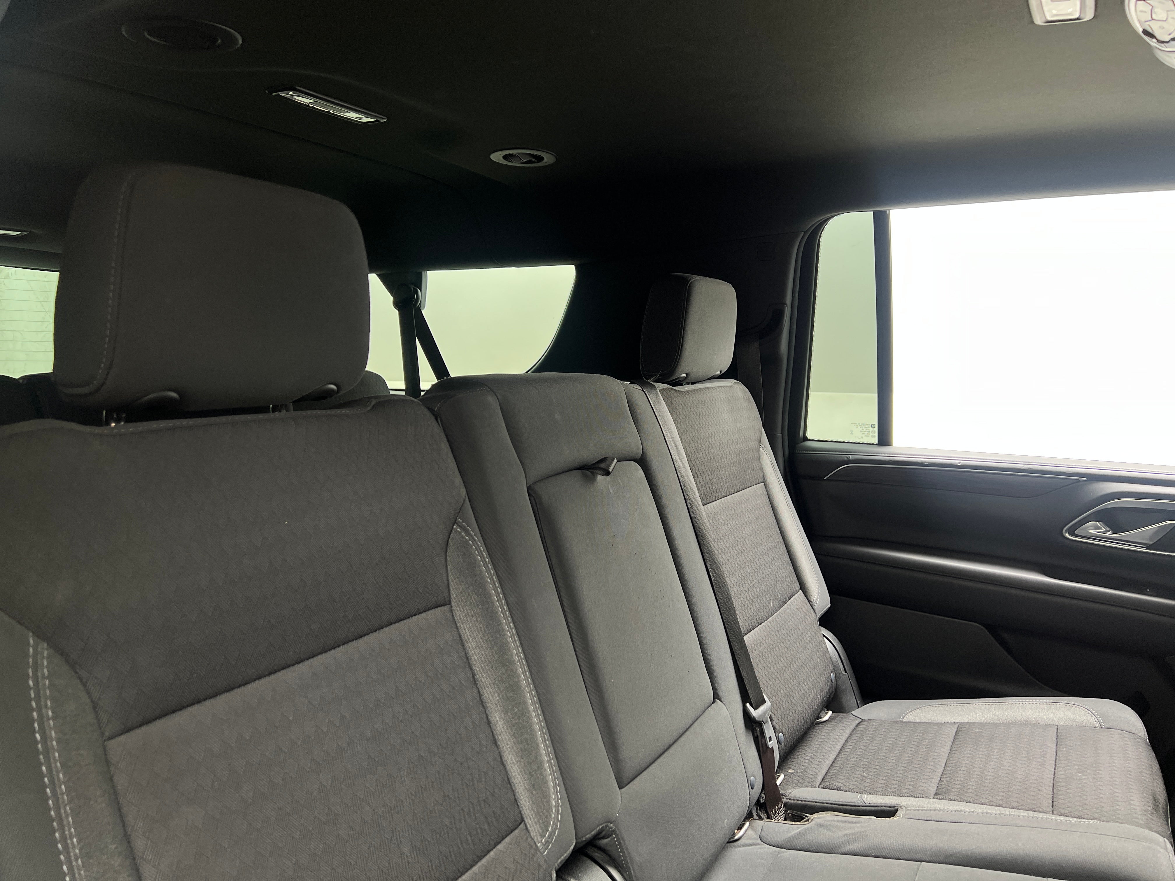 2021 Chevrolet Suburban LS 6
