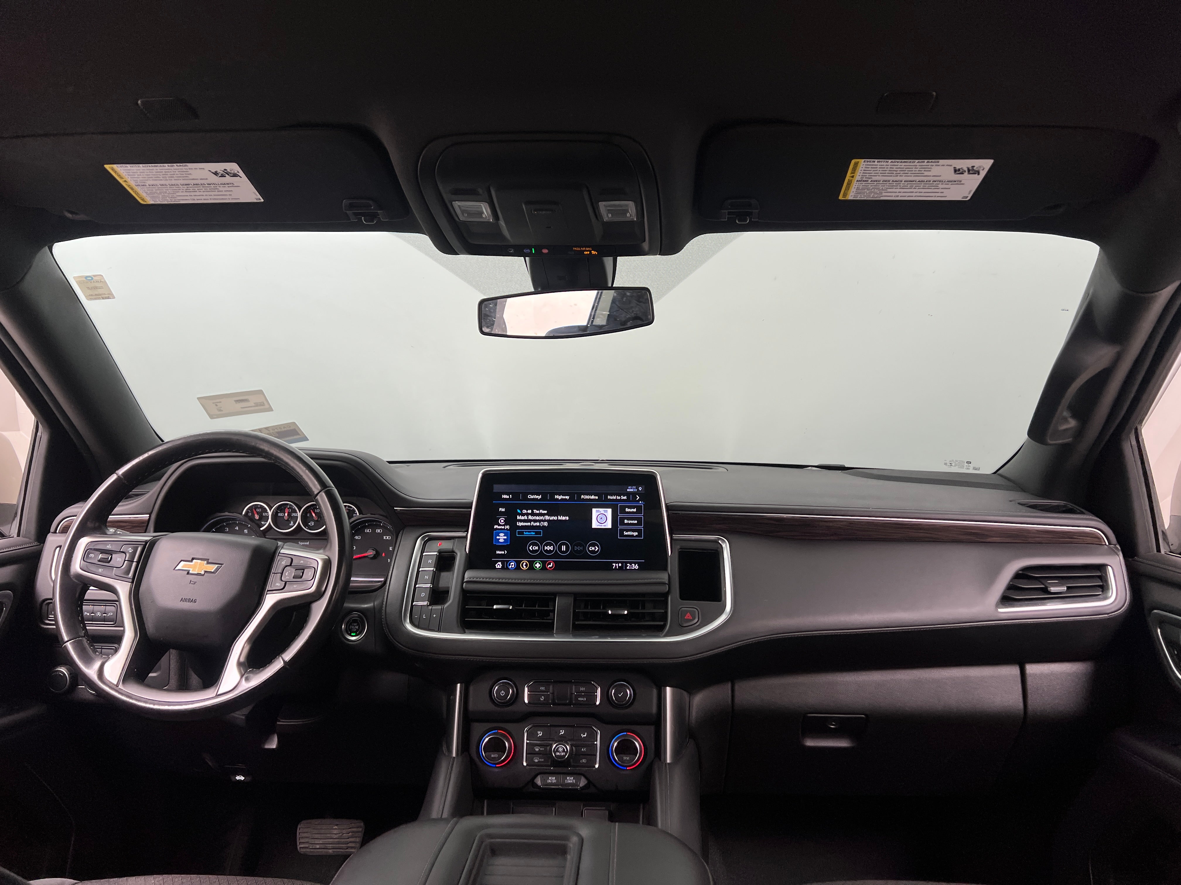 2021 Chevrolet Suburban LS 3