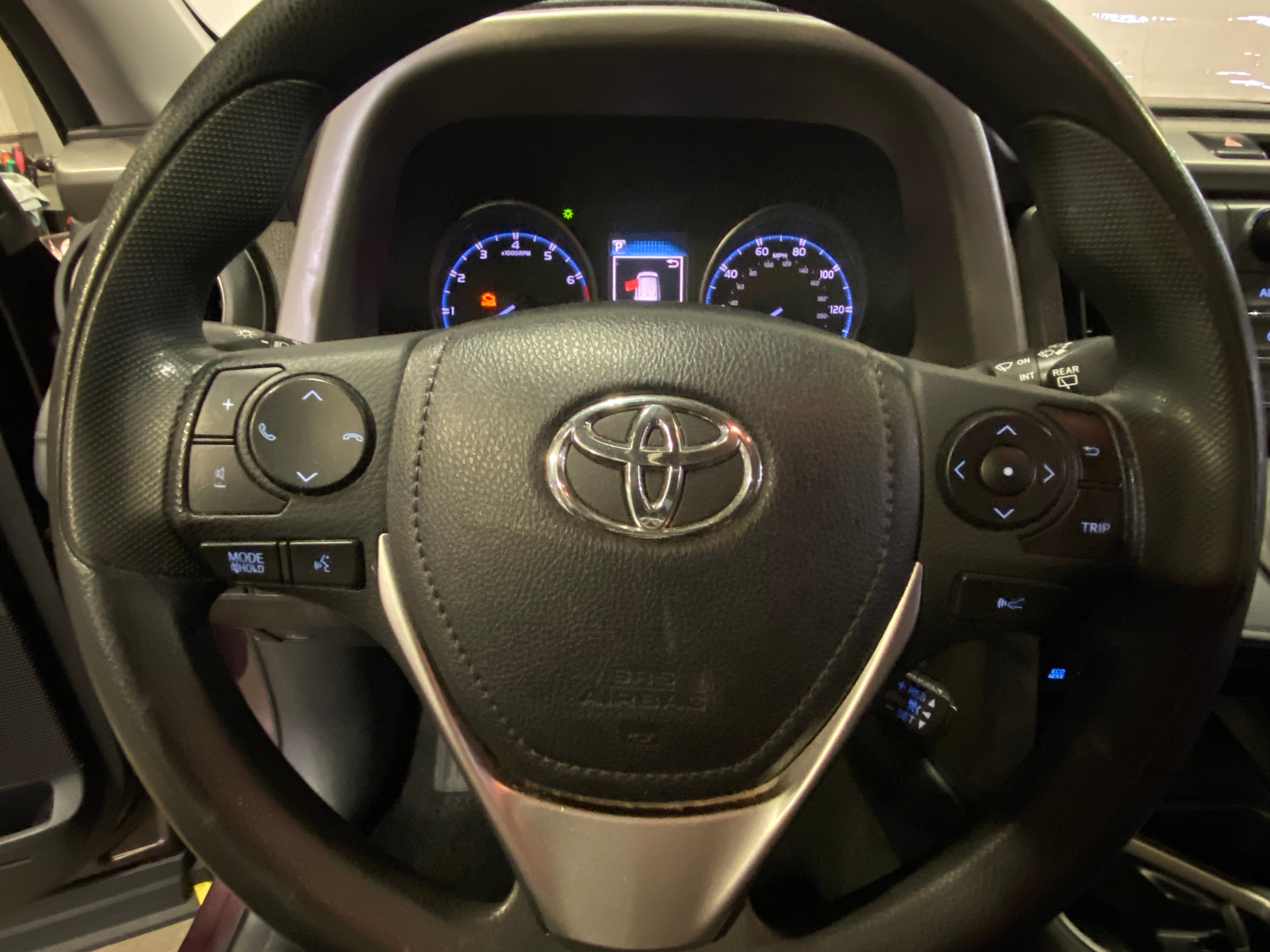 Thumbnail: 2018 Toyota RAV4 - 5