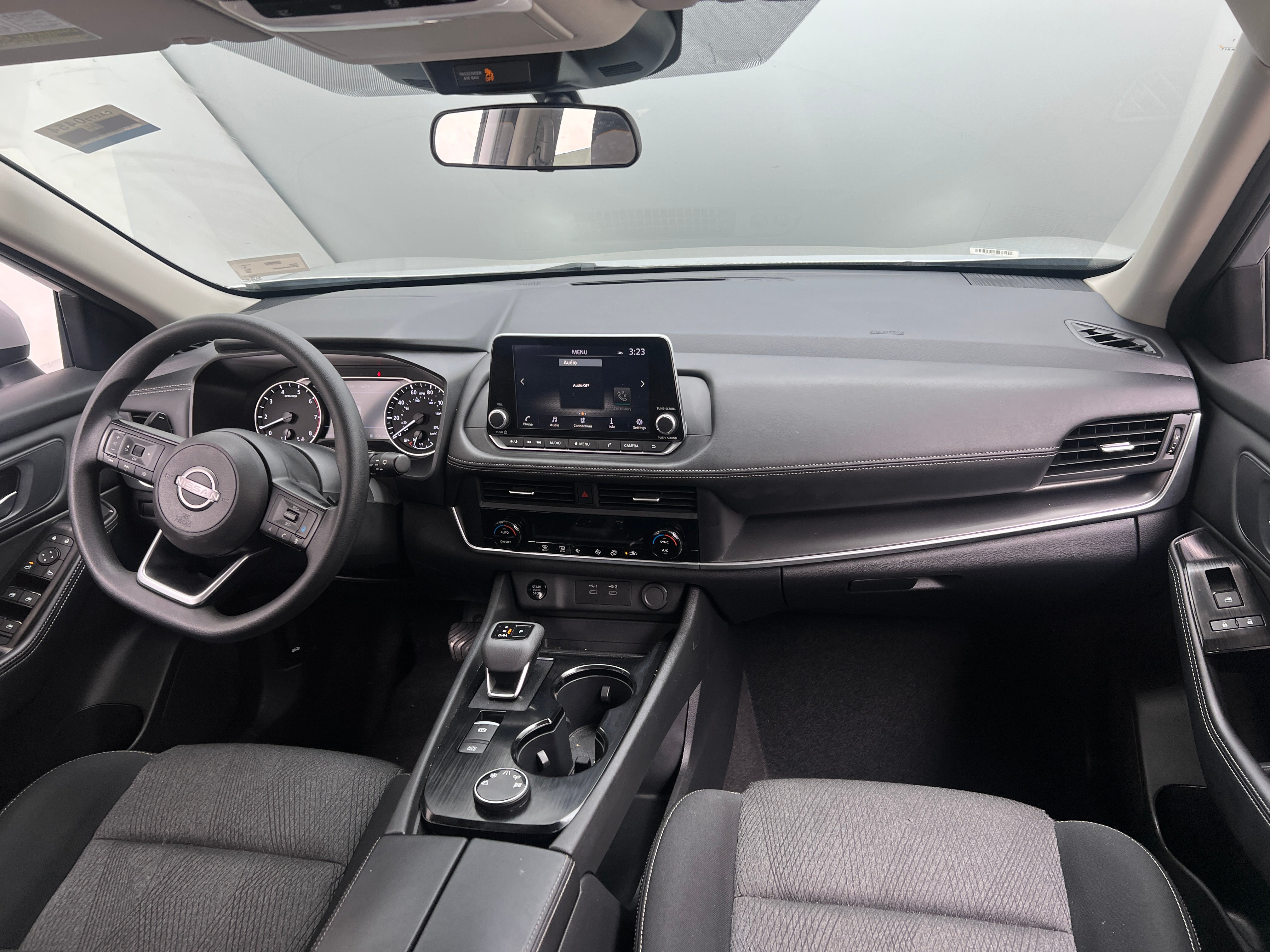 2024 Nissan Rogue SV 3