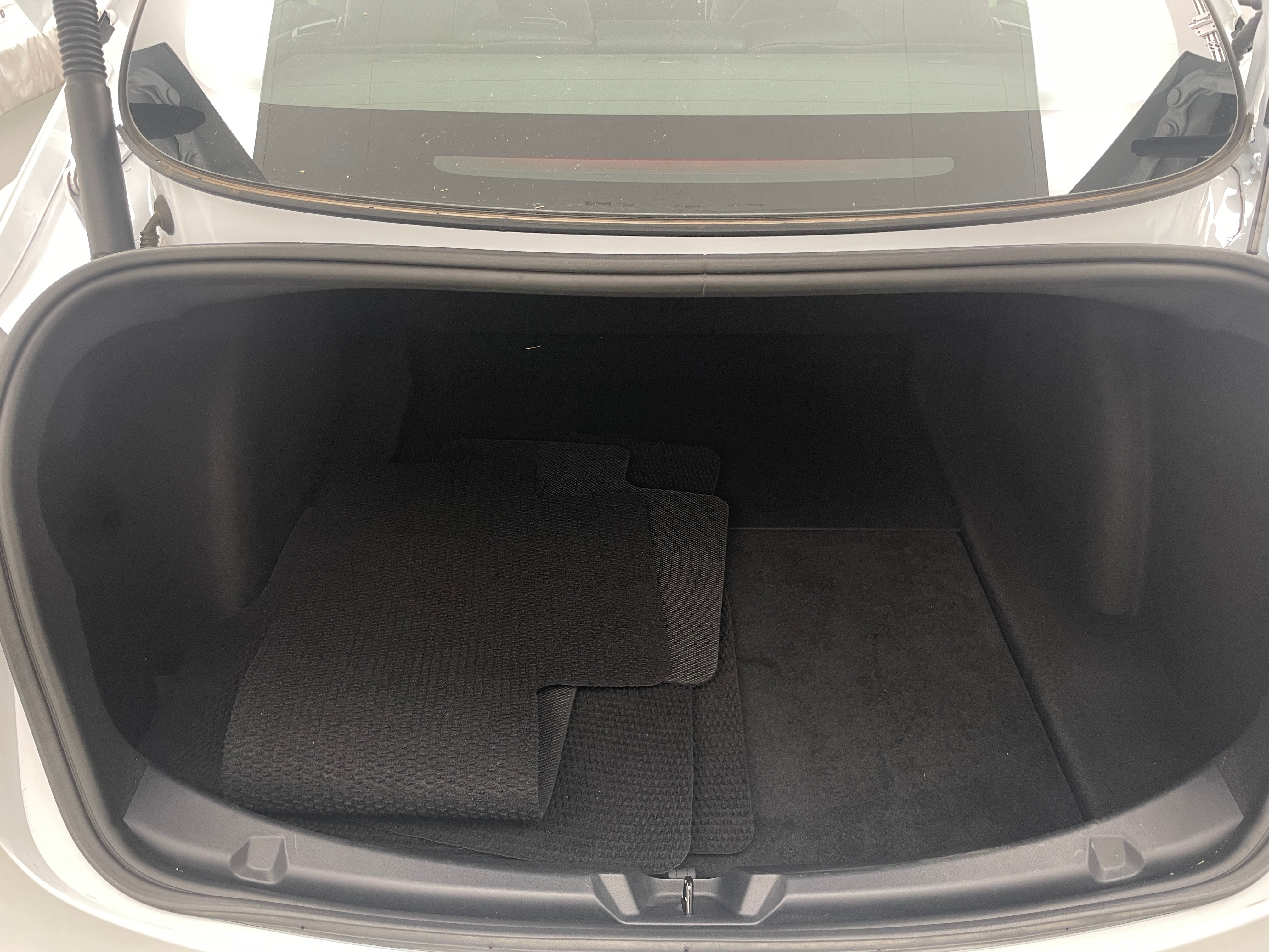 2023 Tesla Model 3 Standard Range 6