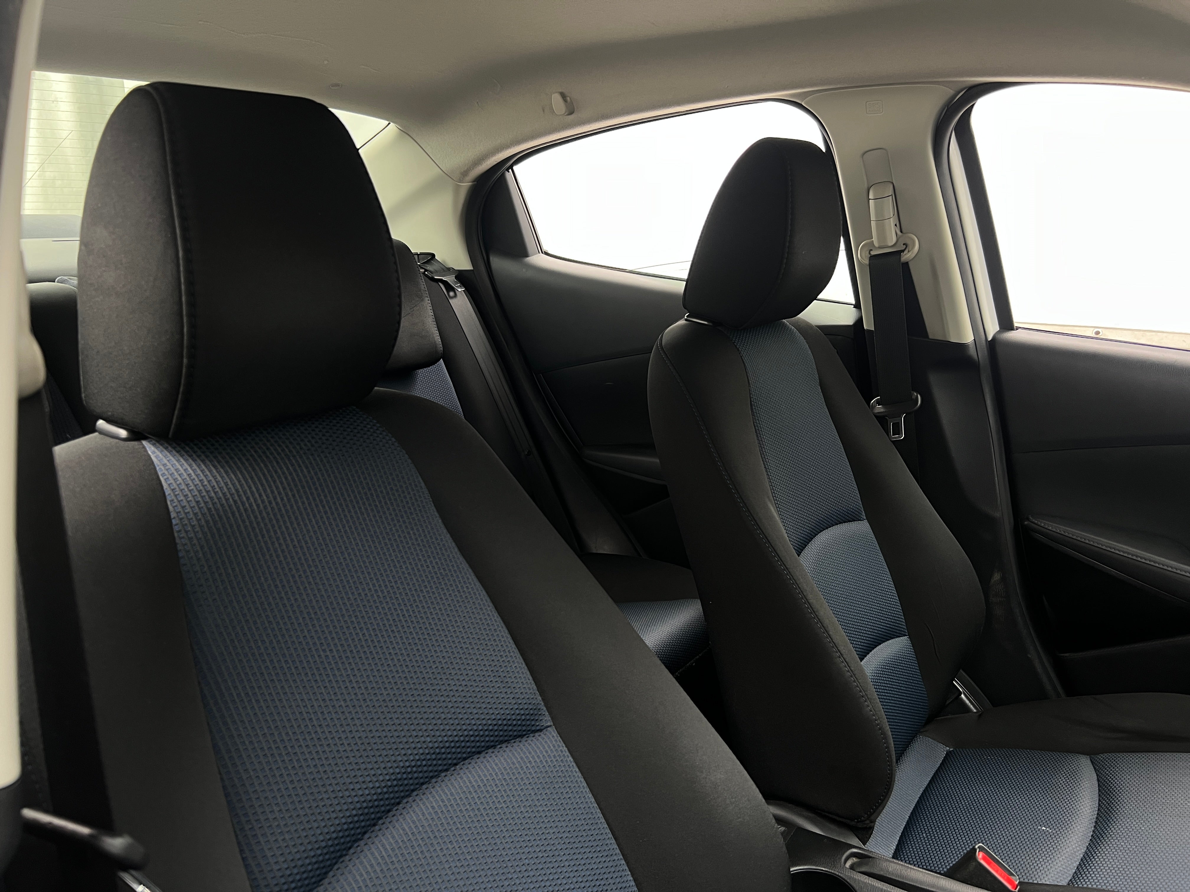 2018 Toyota Yaris iA Base 2