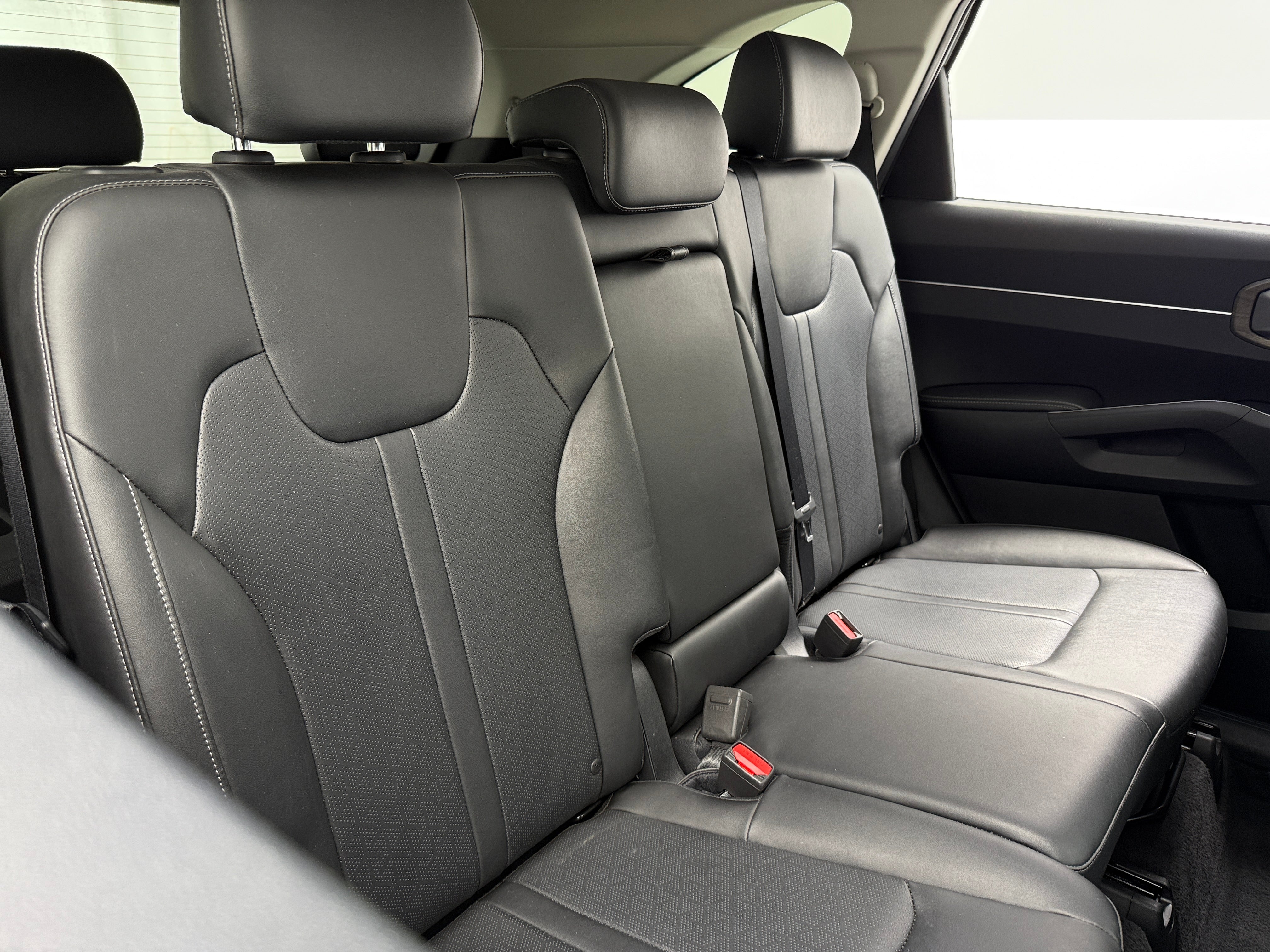 2022 Kia Sorento X-Line S 5