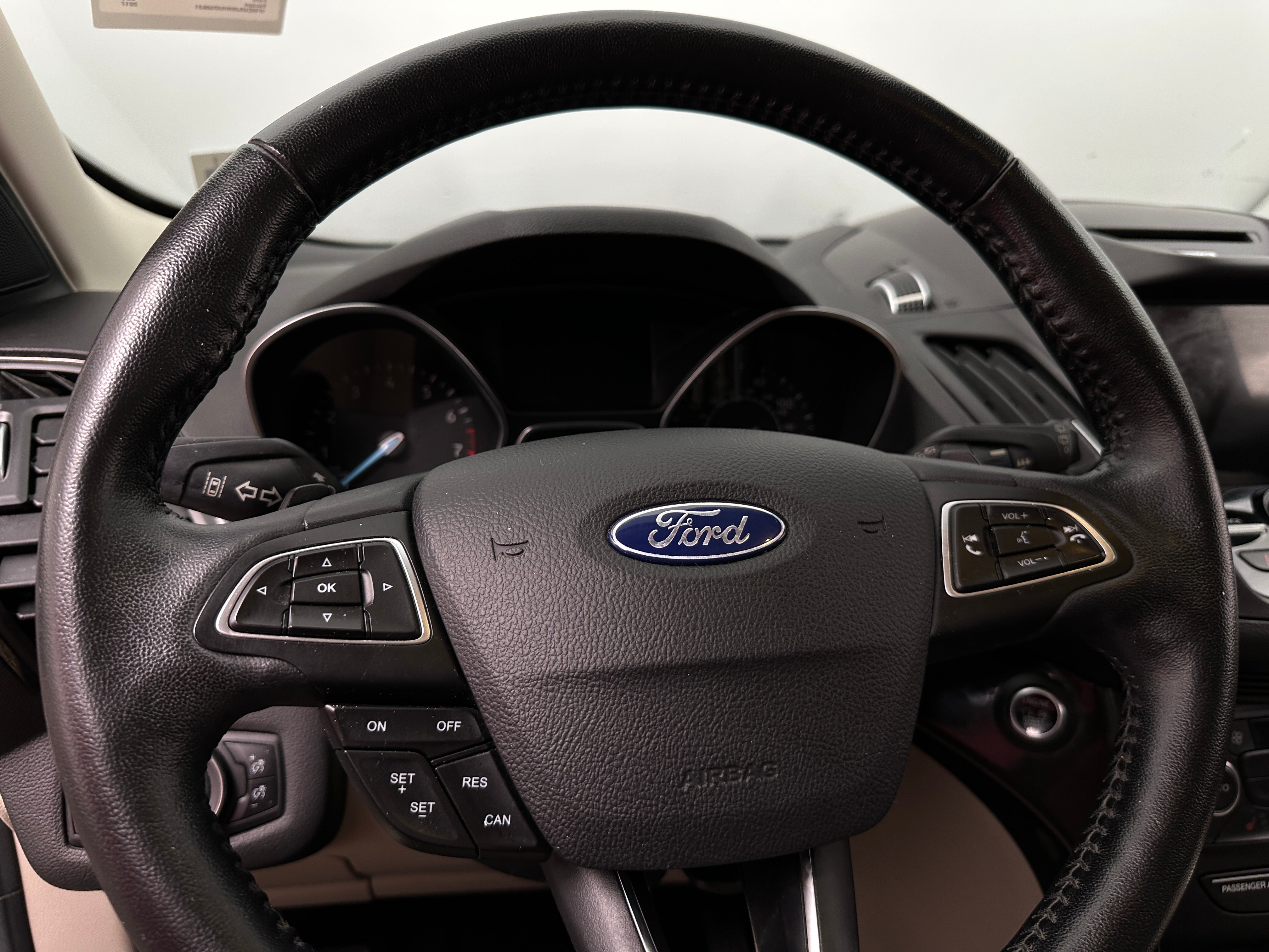 2017 Ford Escape Titanium 4