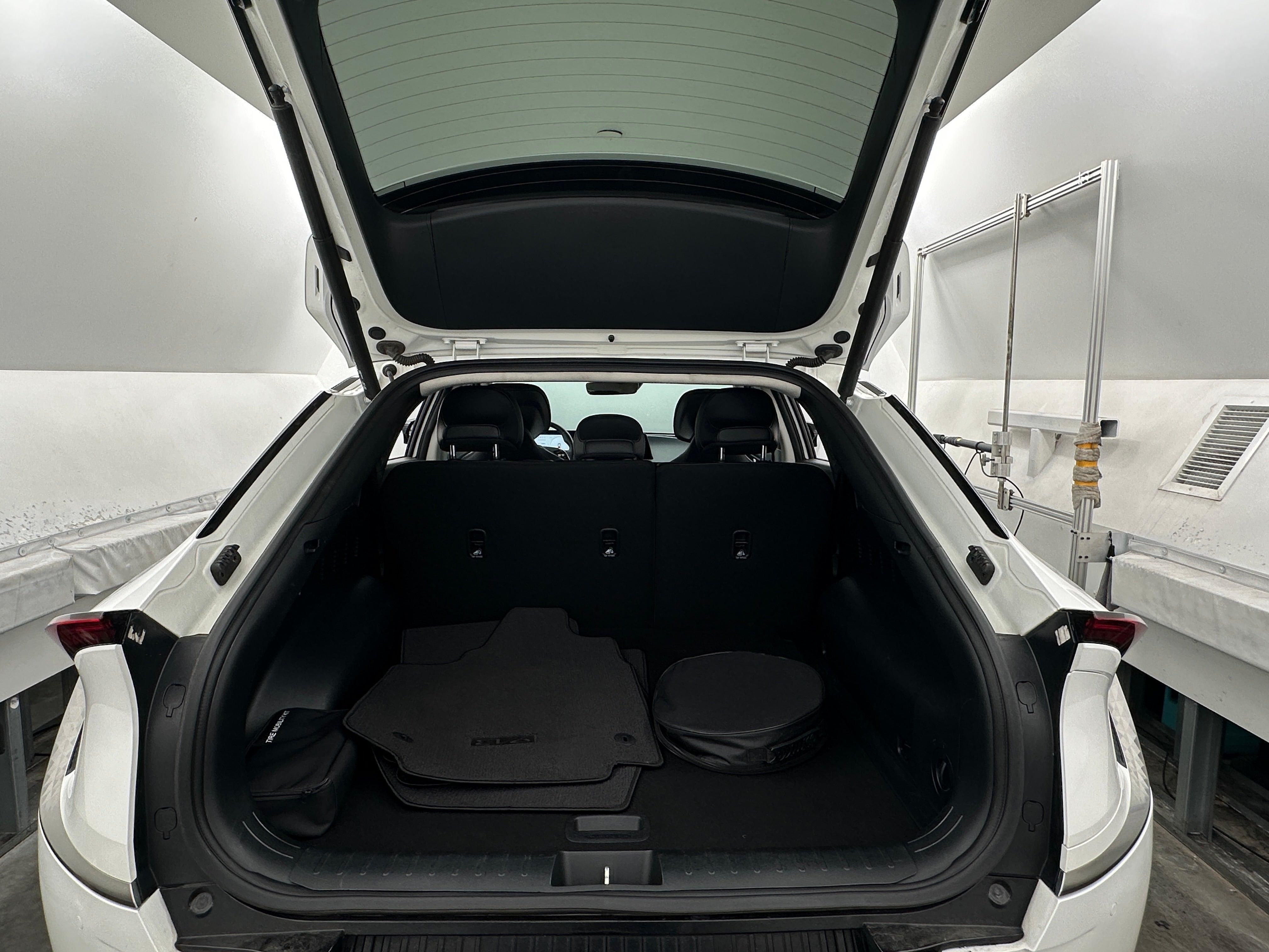 2022 Kia EV6 Wind 6