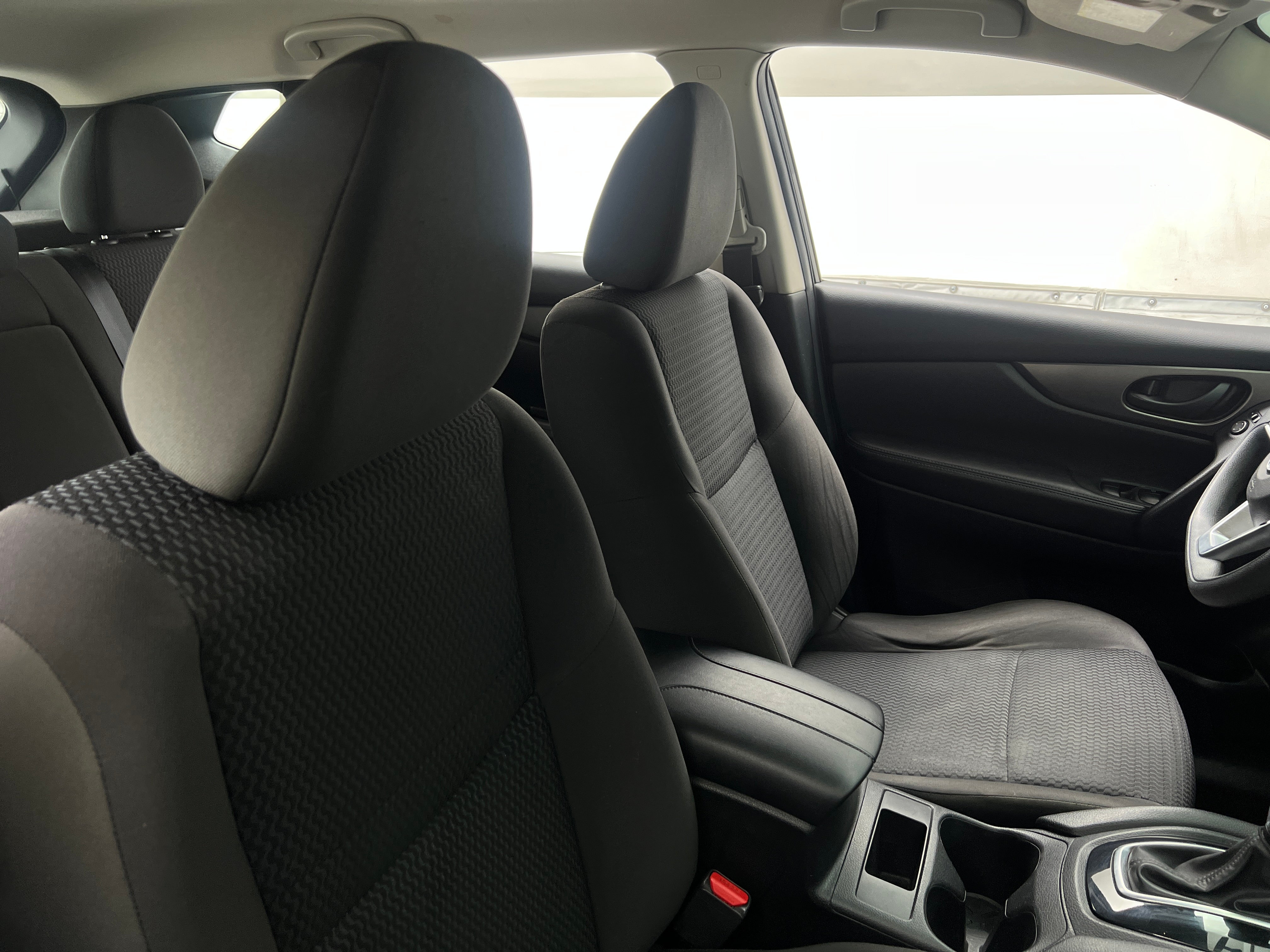 2018 Nissan Rogue Sport S 2