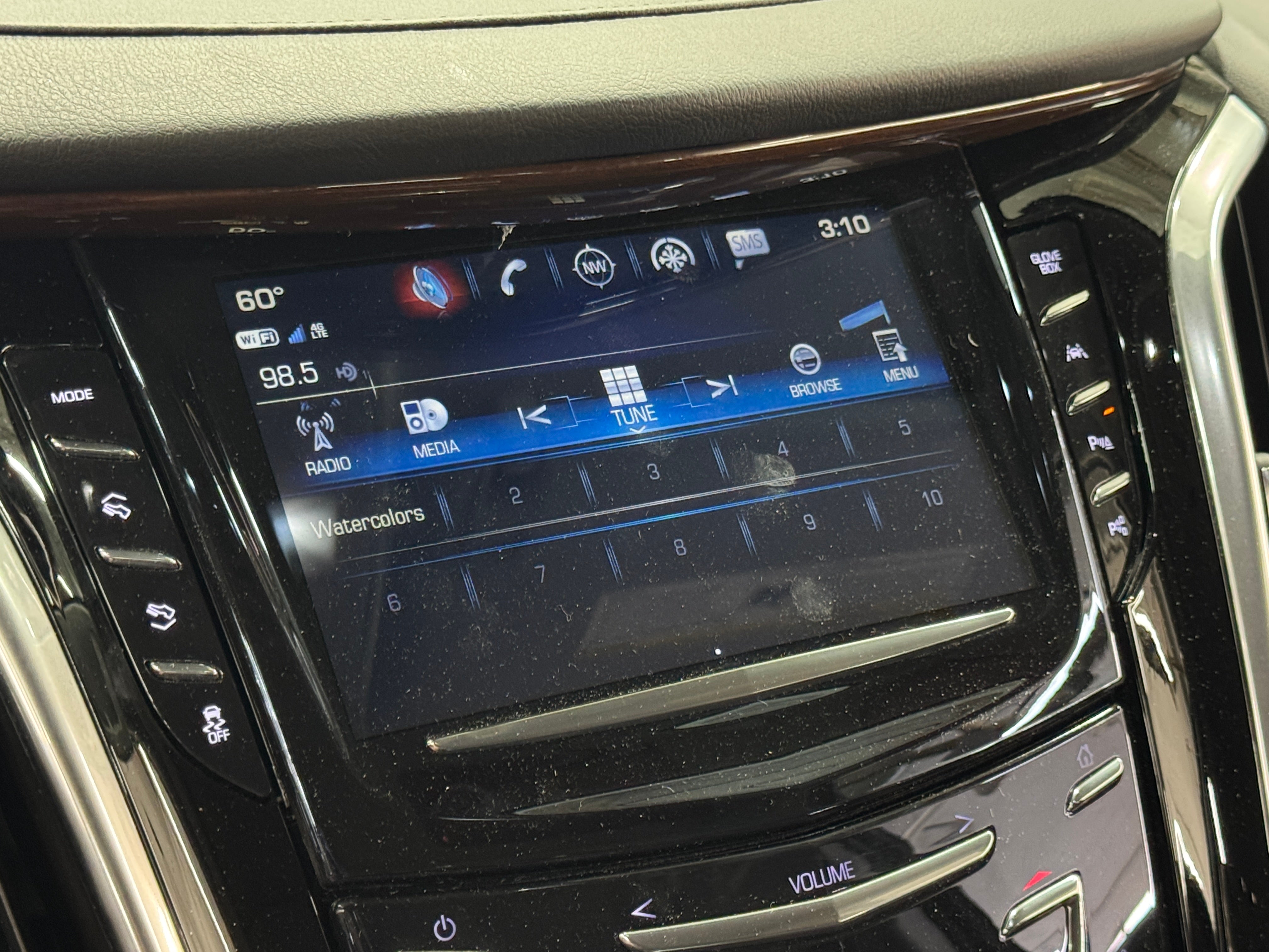 2020 Cadillac Escalade Luxury 3