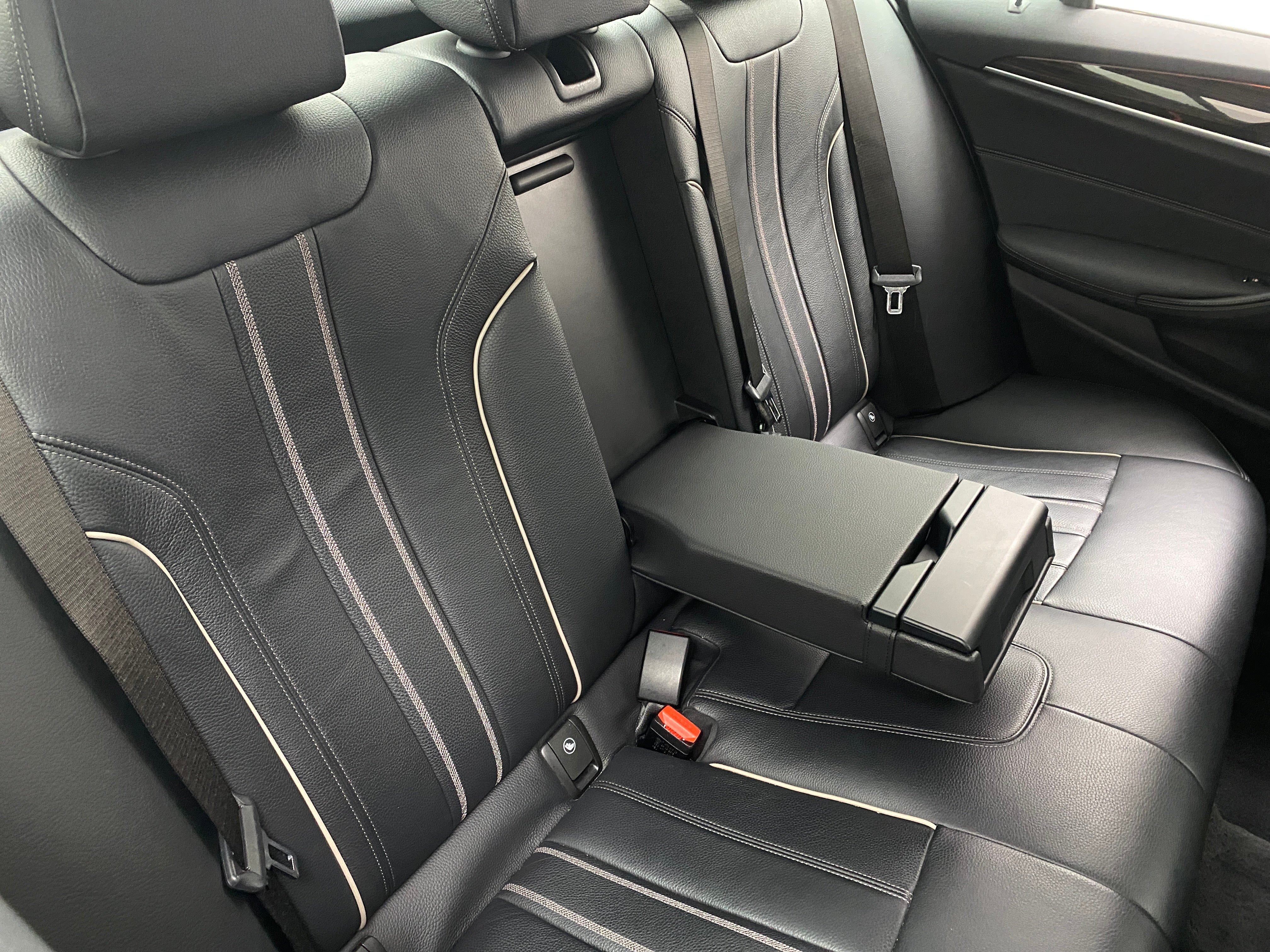 2019 BMW 5 Series 530i xDrive 5