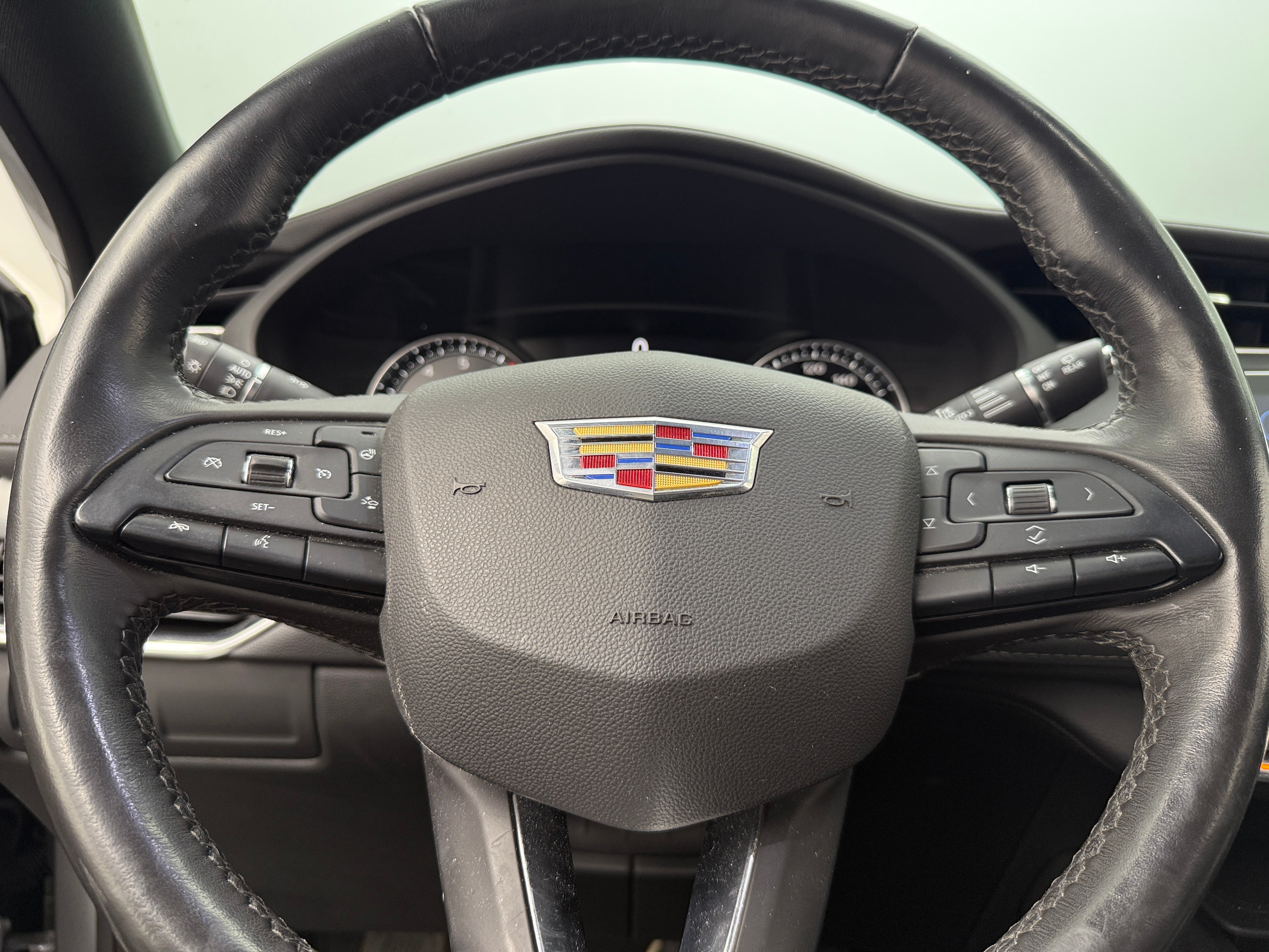 2019 Cadillac XT4 Premium Luxury 4