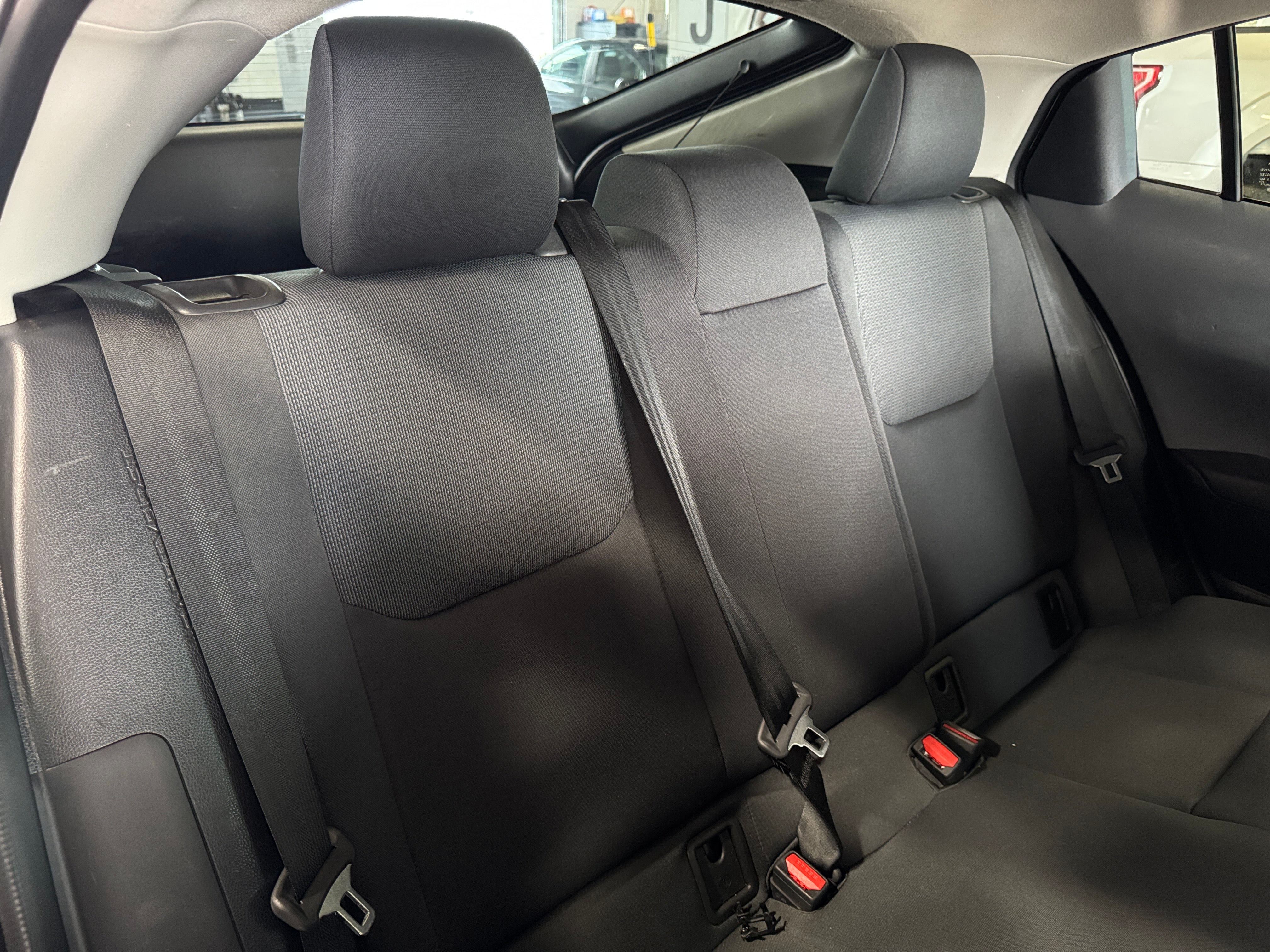 2023 Toyota Prius LE 6