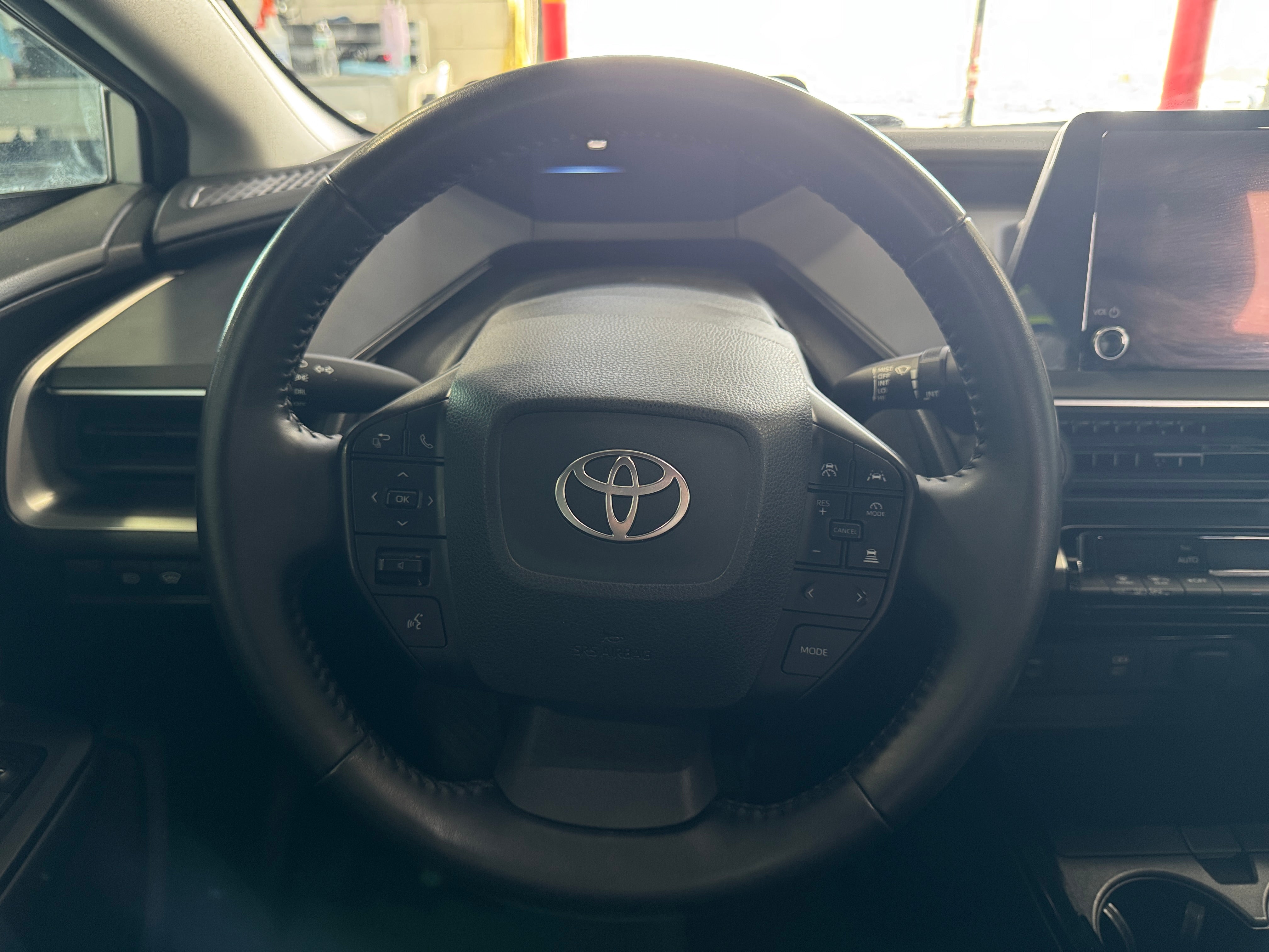 2023 Toyota Prius LE 5