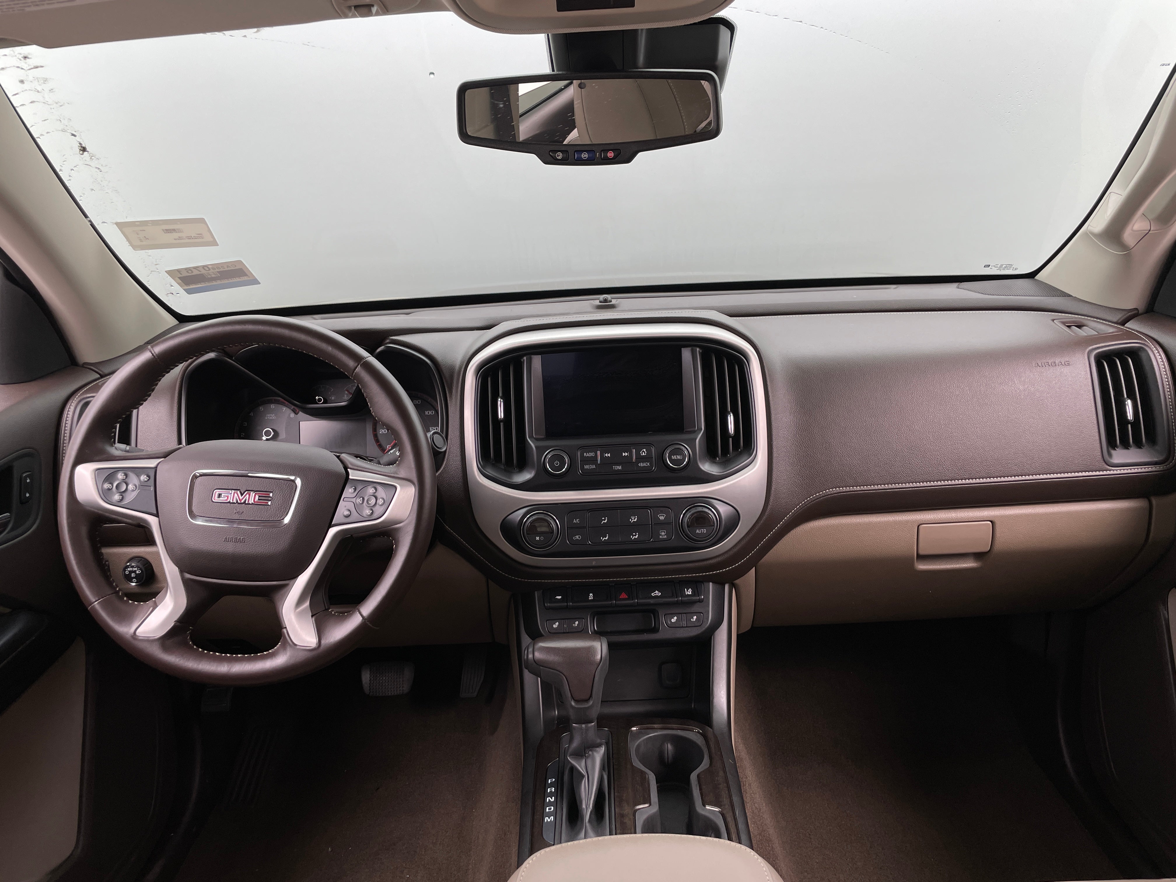 2015 GMC Canyon SLT 2