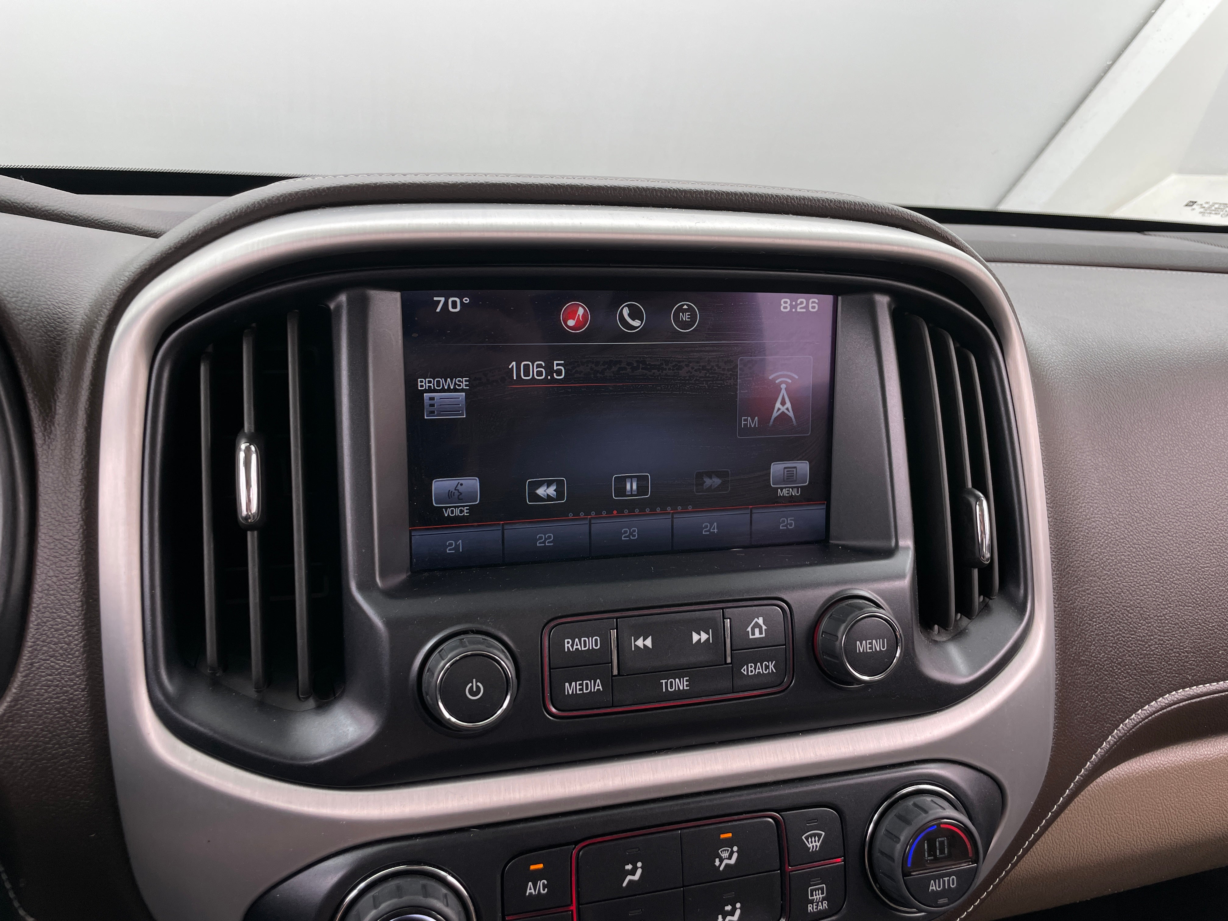 2015 GMC Canyon SLT 3