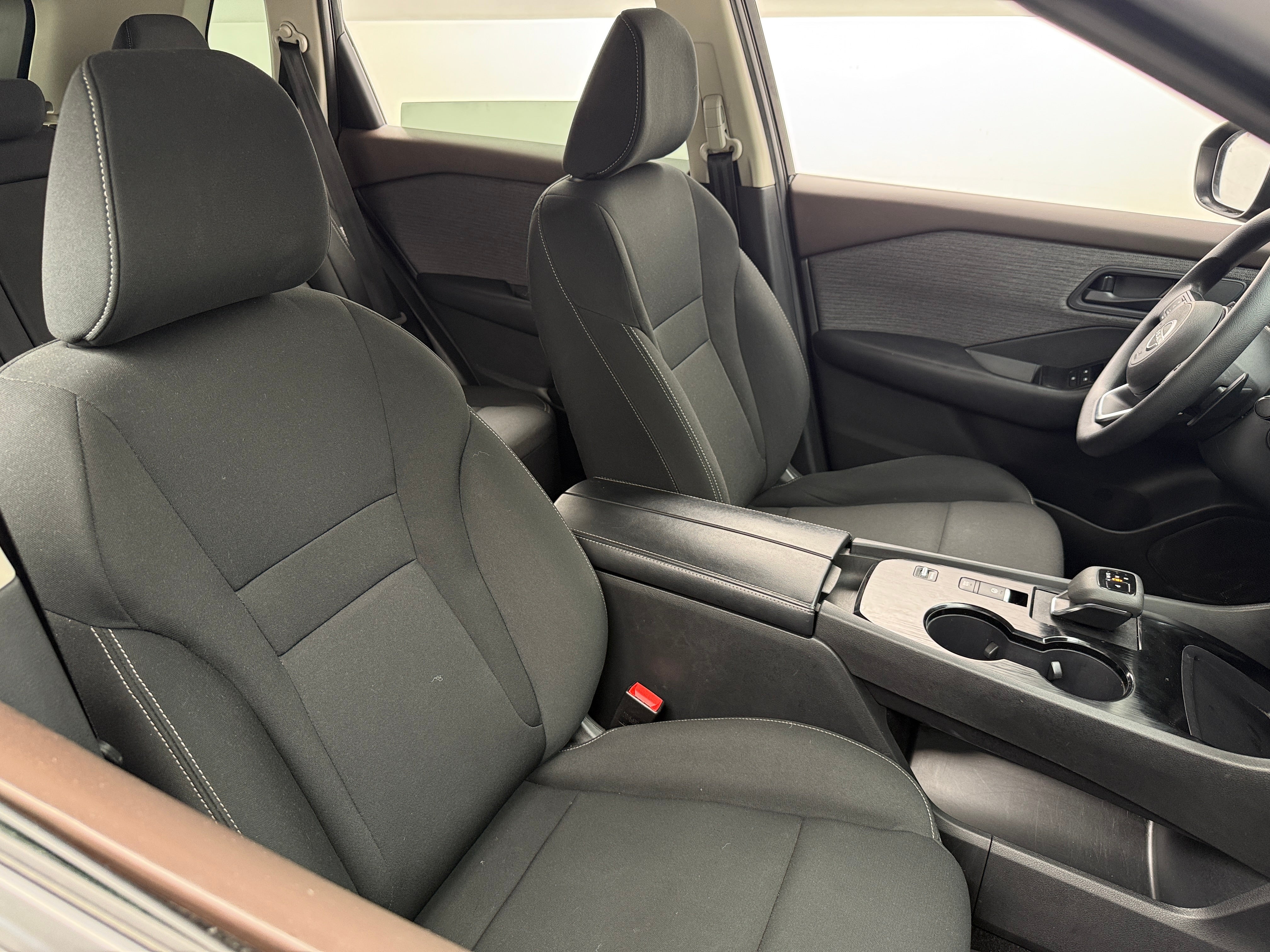 2023 Nissan Rogue S 2
