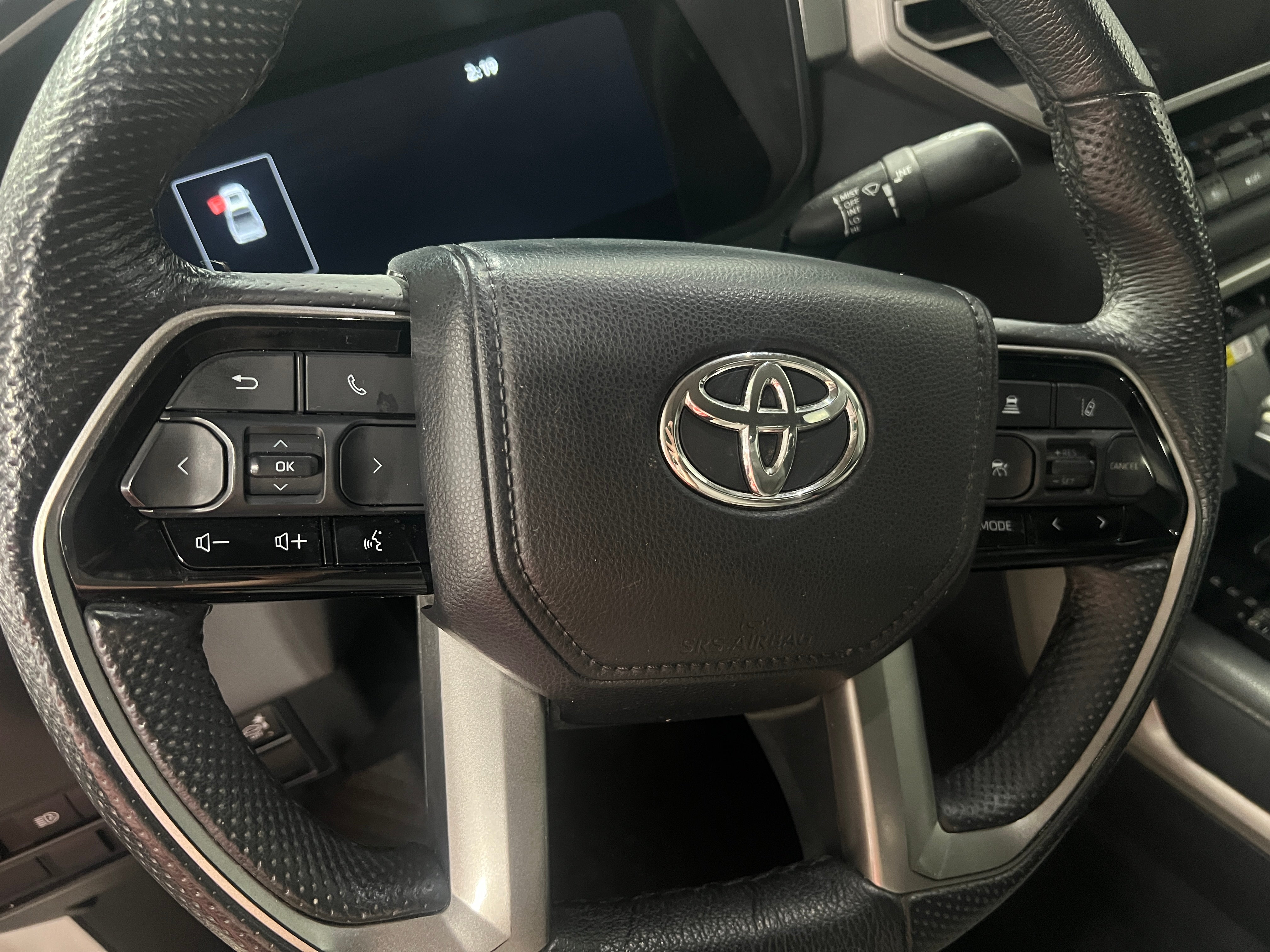 2023 Toyota Tundra Limited 4