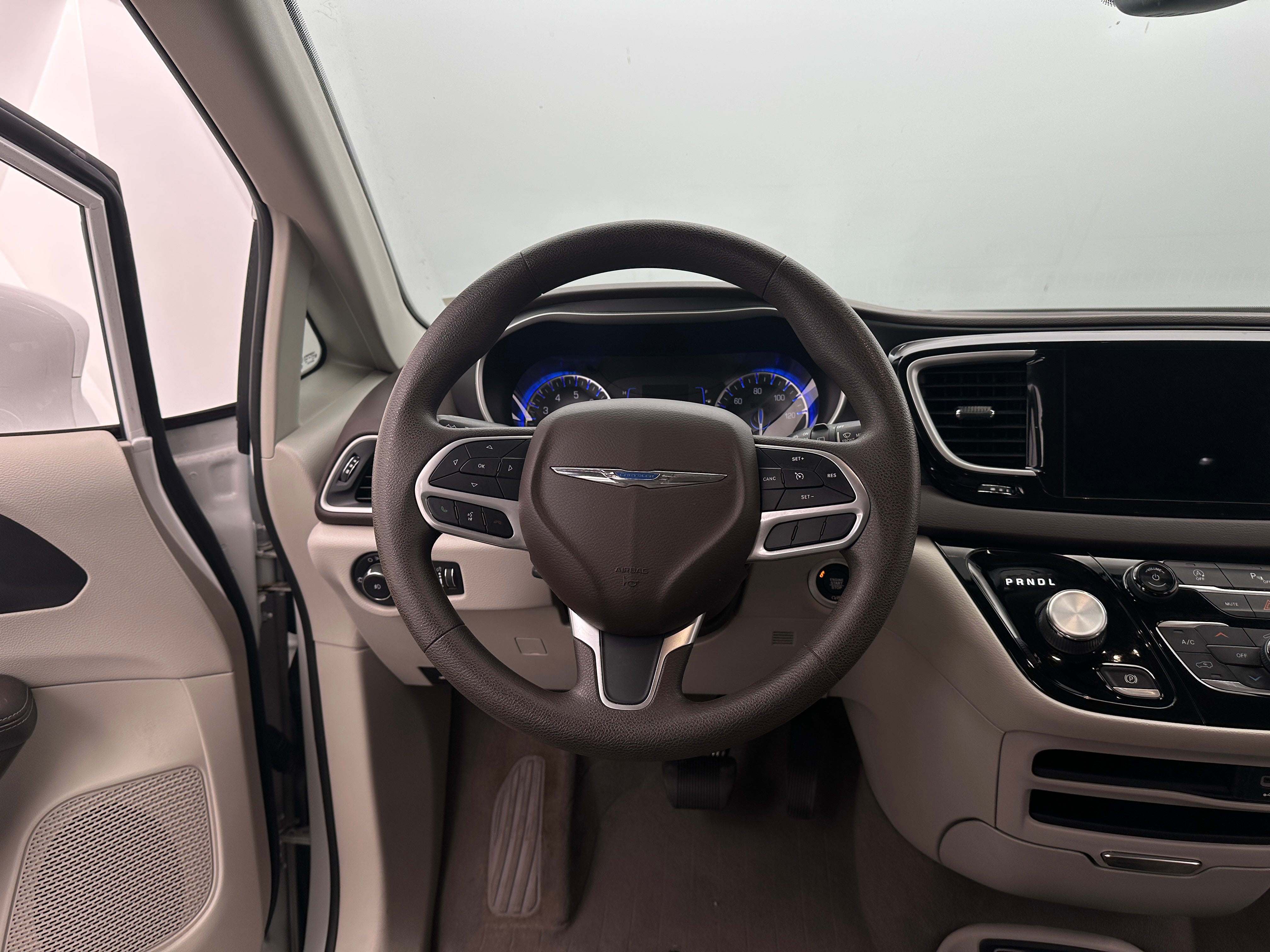 2020 Chrysler Pacifica Touring 5