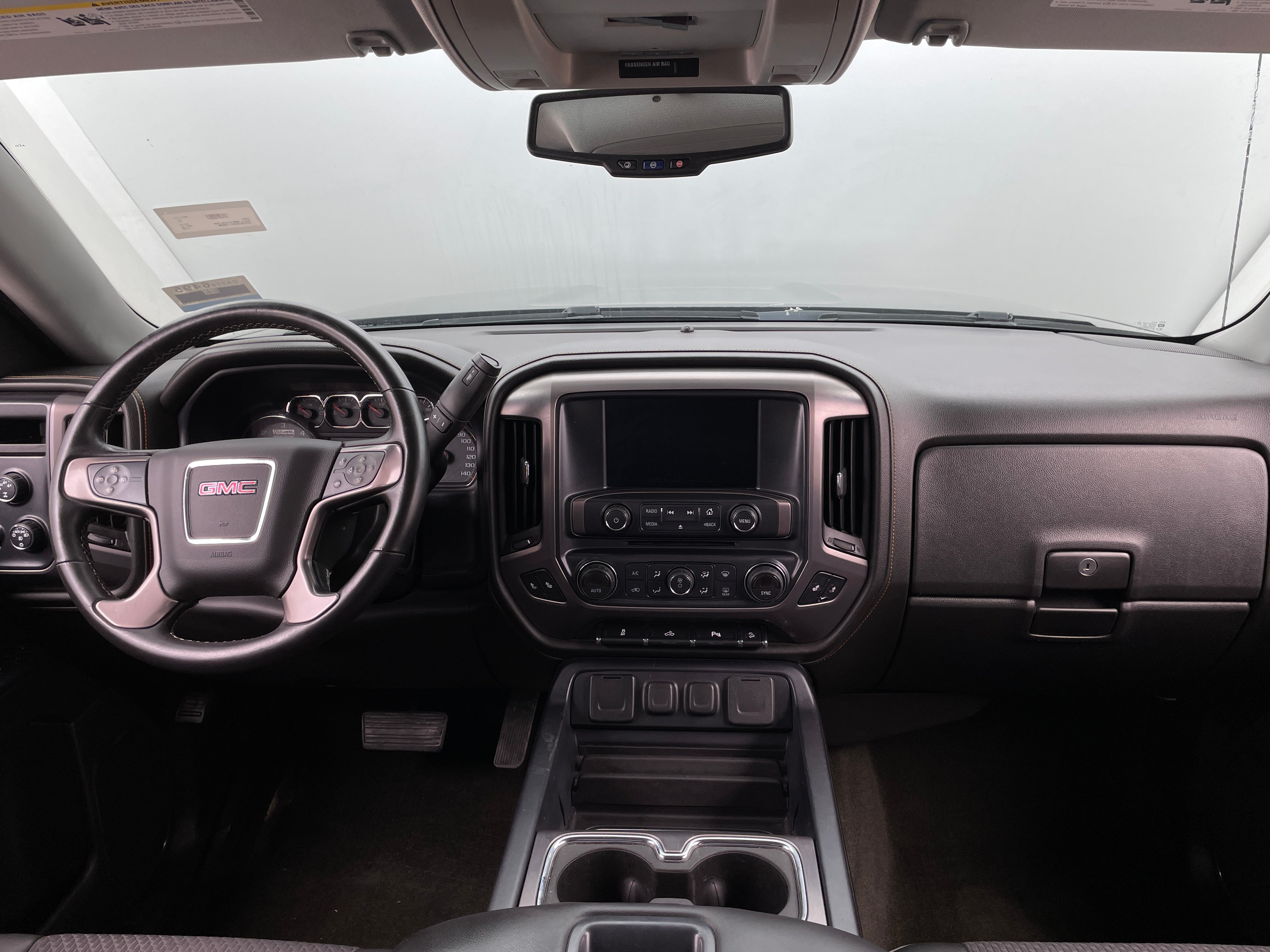2015 GMC Sierra 1500 SLE 3