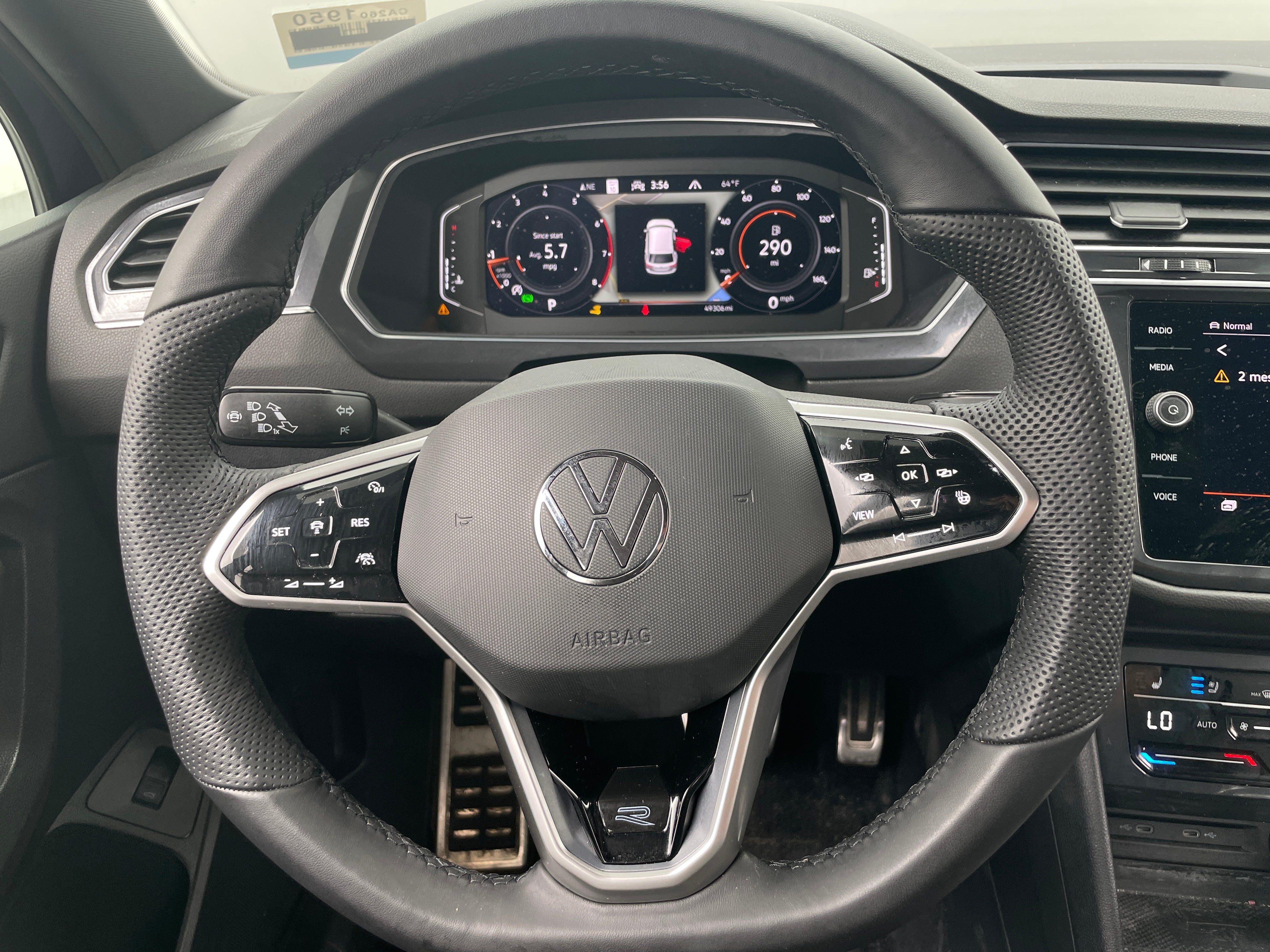 2022 Volkswagen Tiguan SE R-Line 4