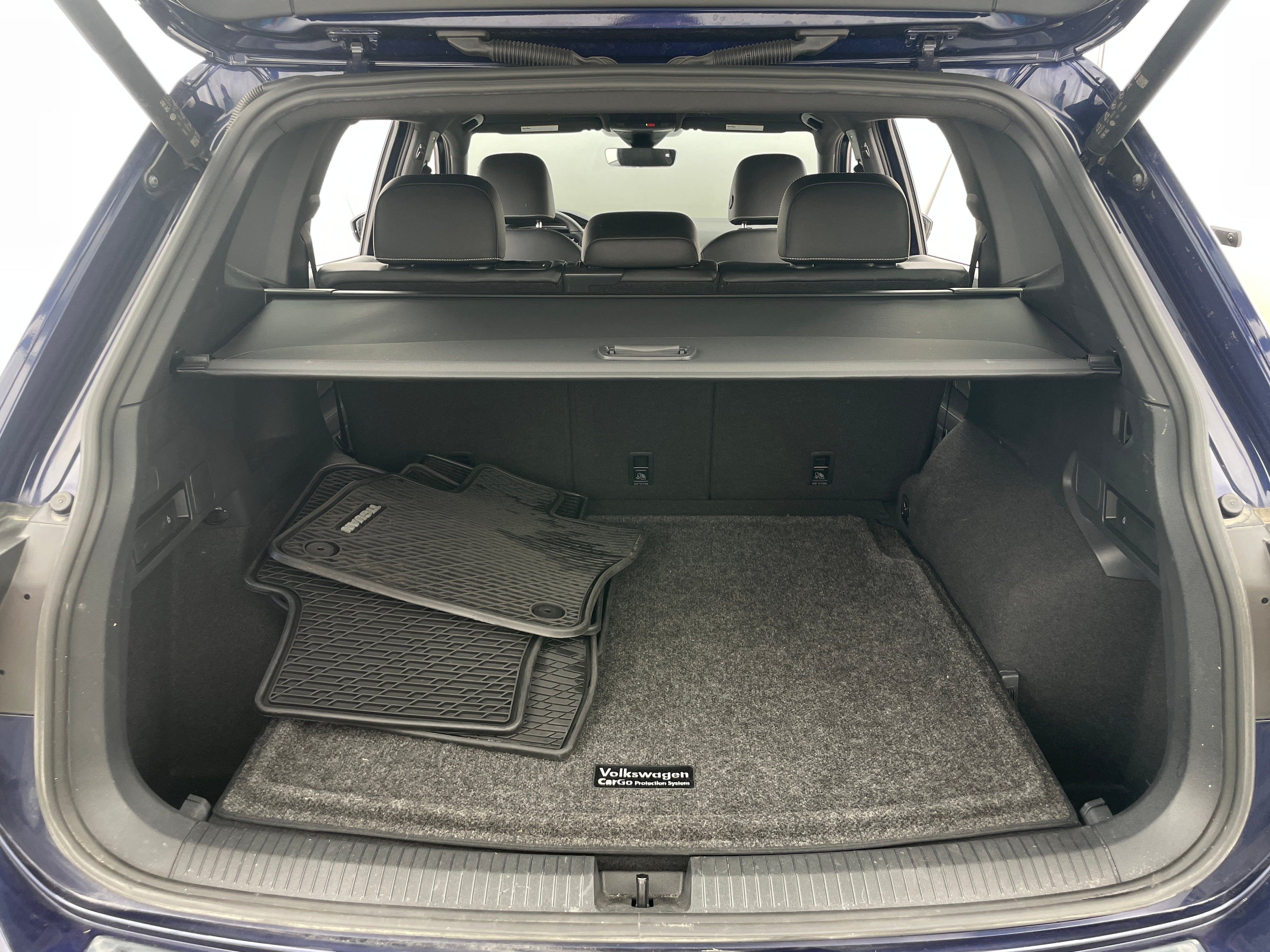 2022 Volkswagen Tiguan SE R-Line 6