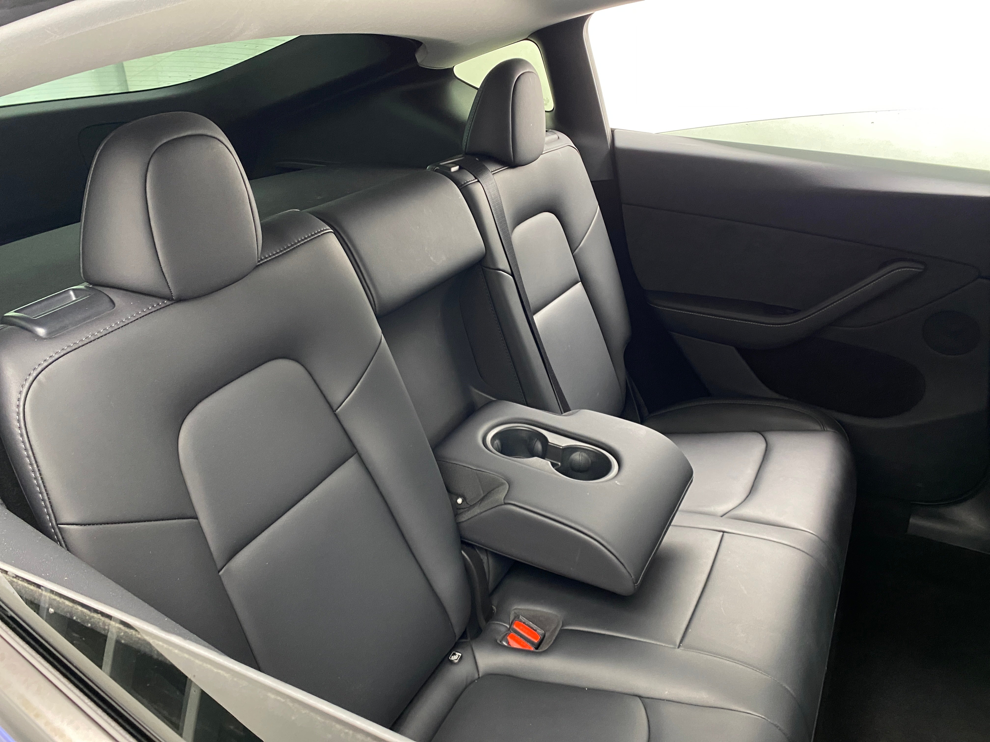 2024 Tesla Model Y Long Range 3