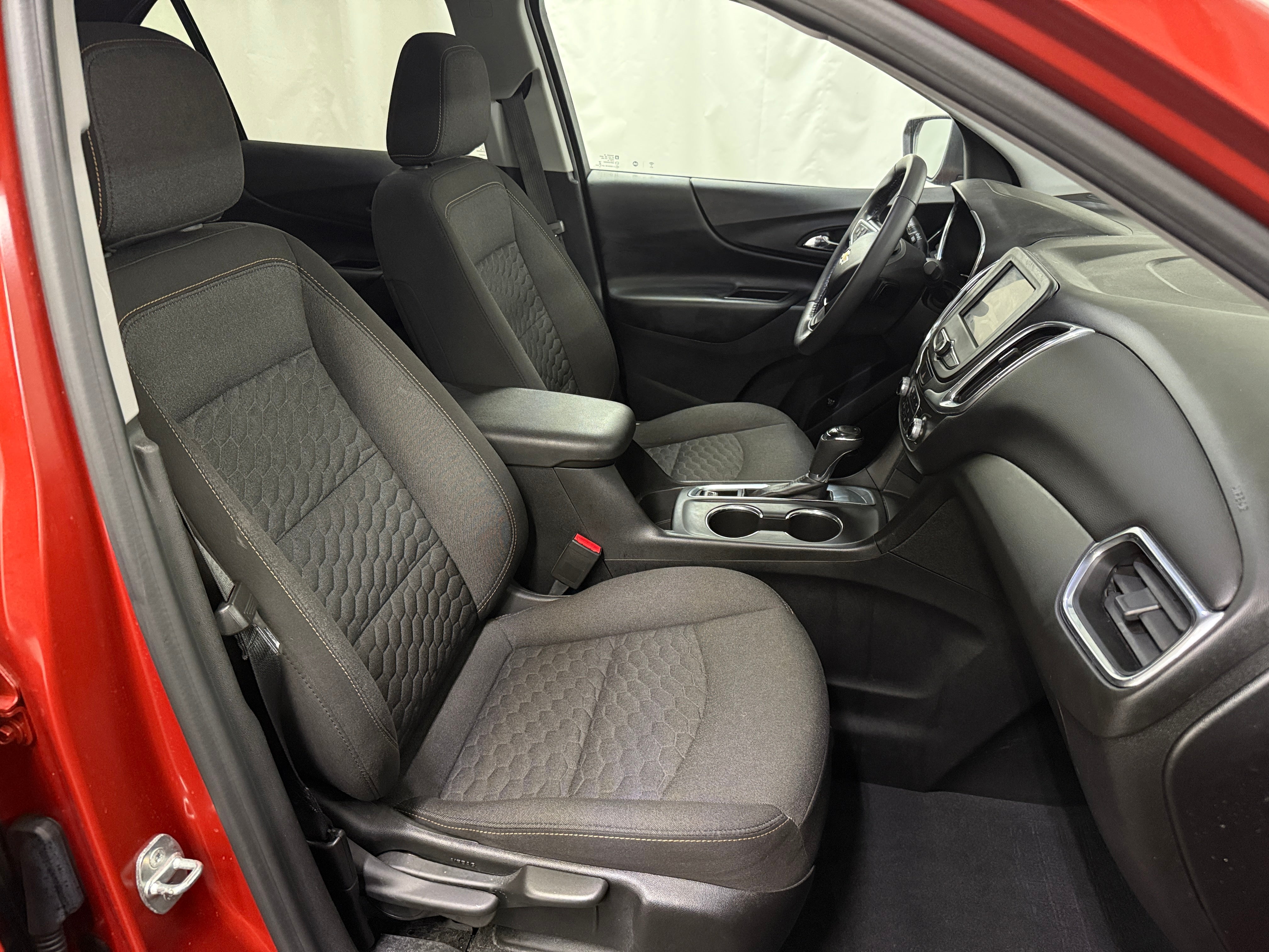 2020 Chevrolet Equinox LT 2