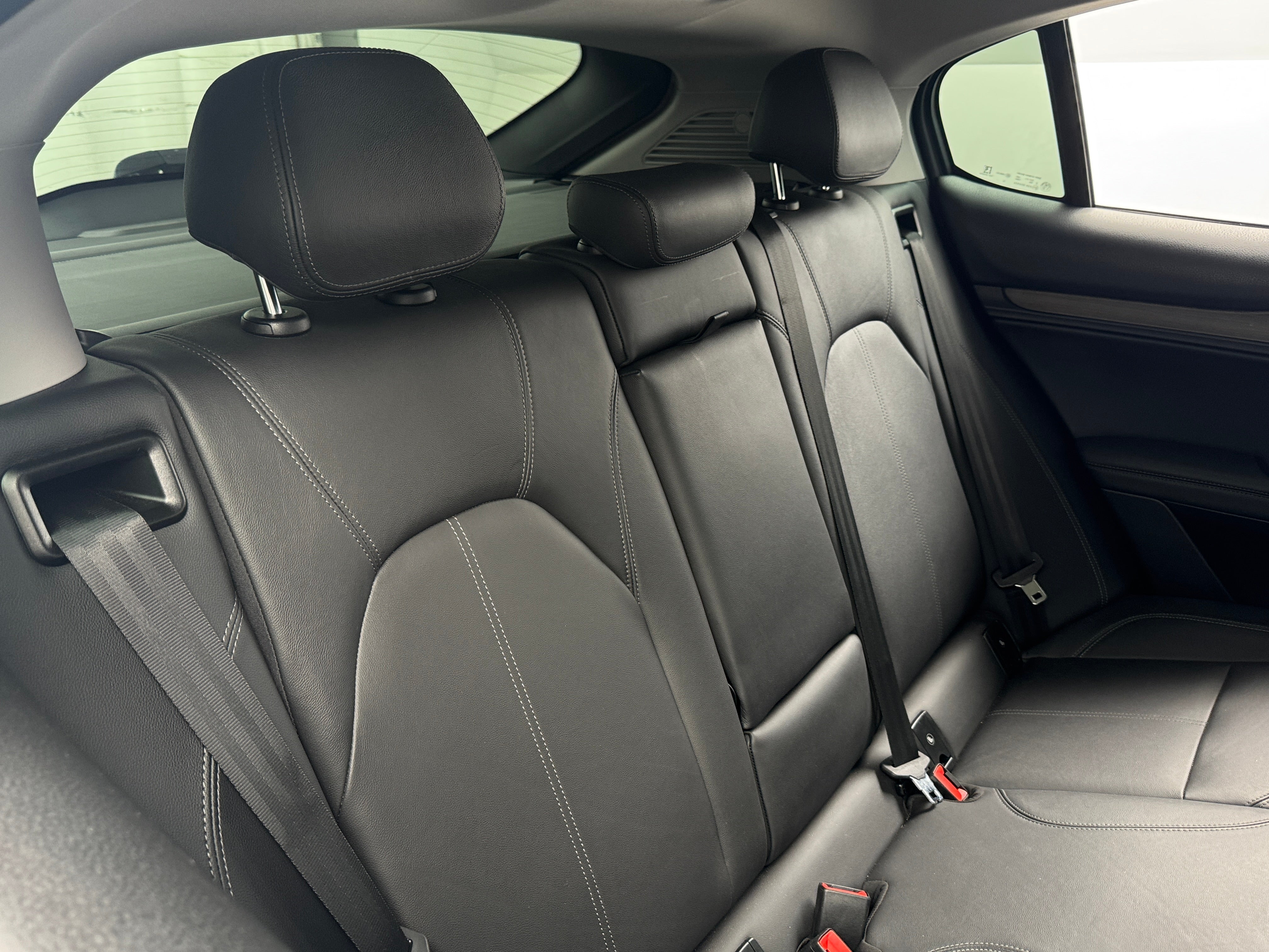 2018 Alfa Romeo Stelvio Ti 5