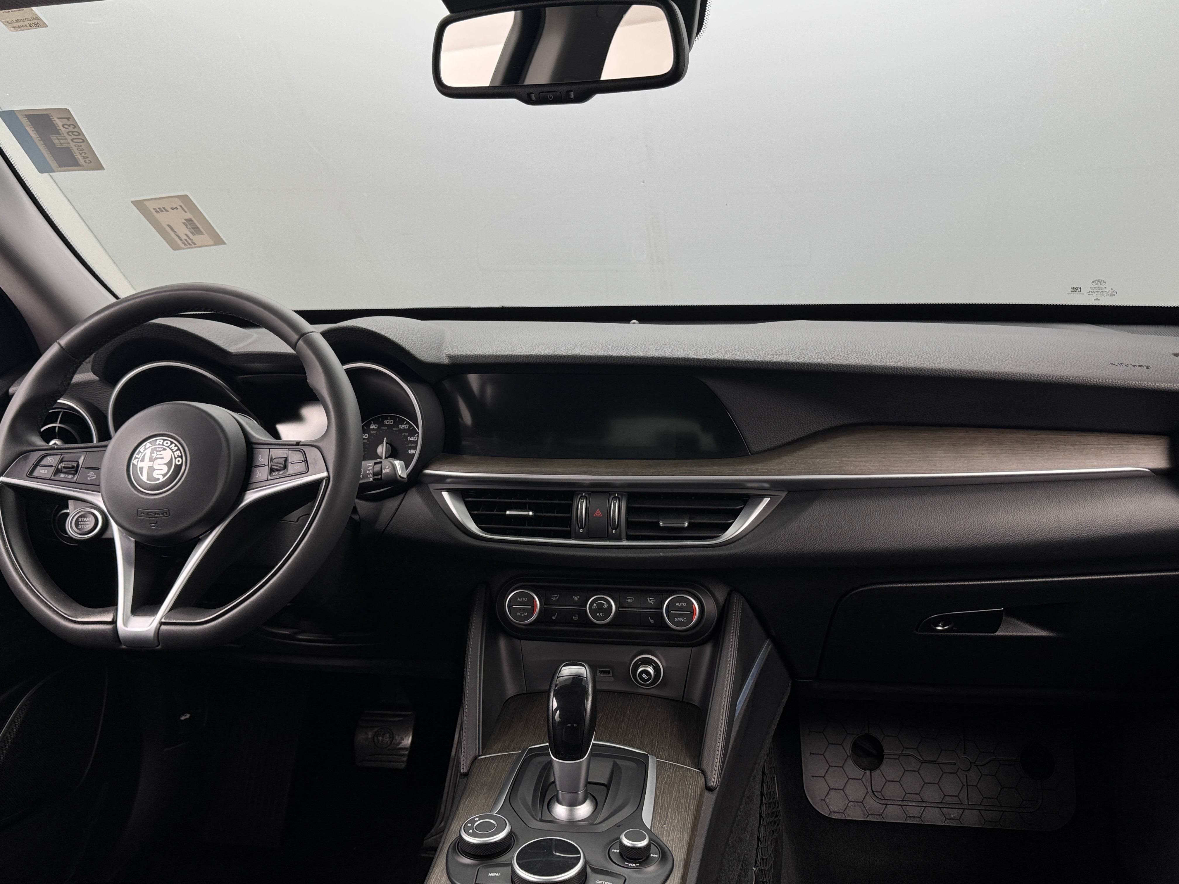 2018 Alfa Romeo Stelvio Ti 2