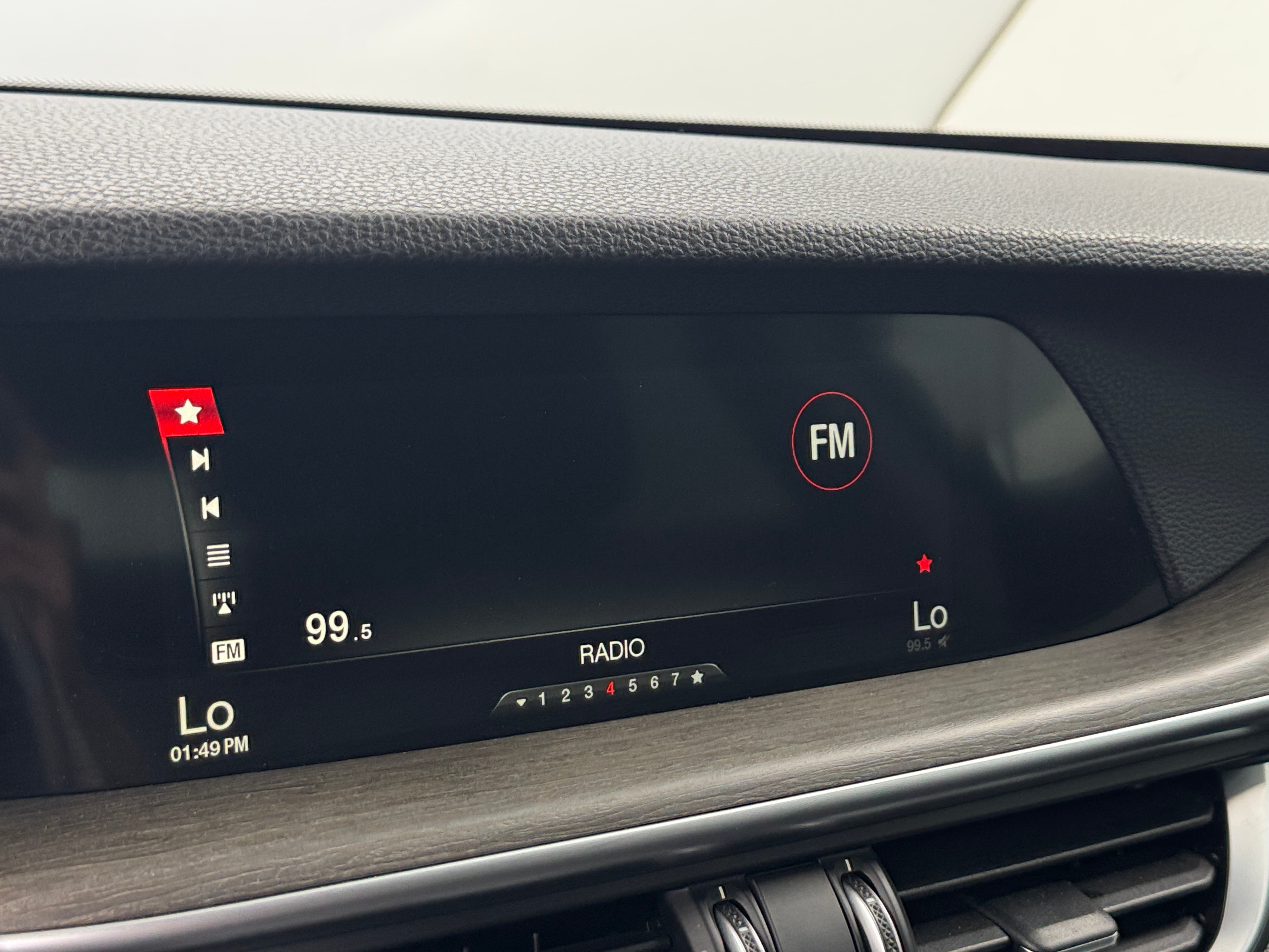 2018 Alfa Romeo Stelvio Ti 3