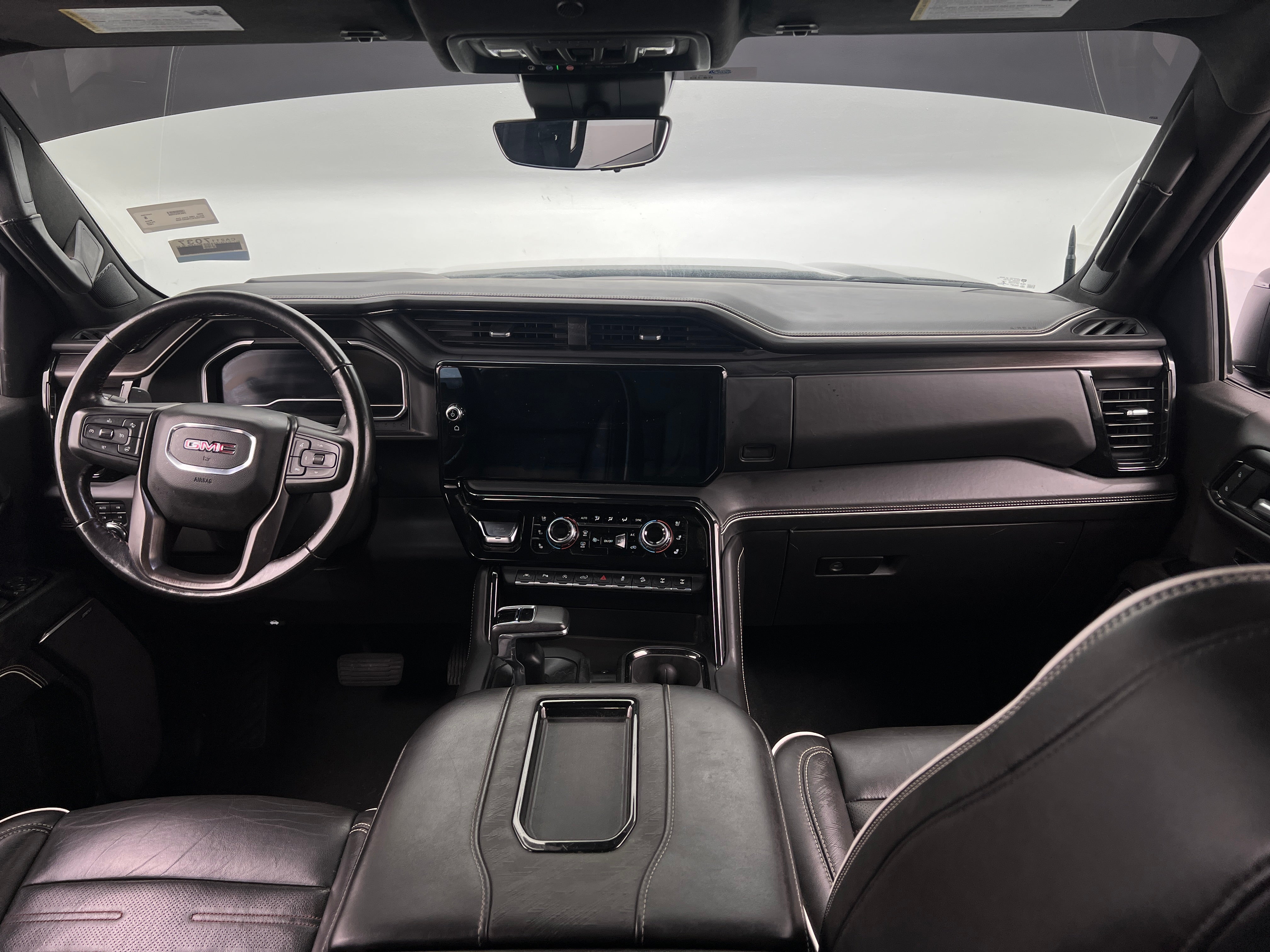 2022 GMC Sierra 1500 AT4X 2
