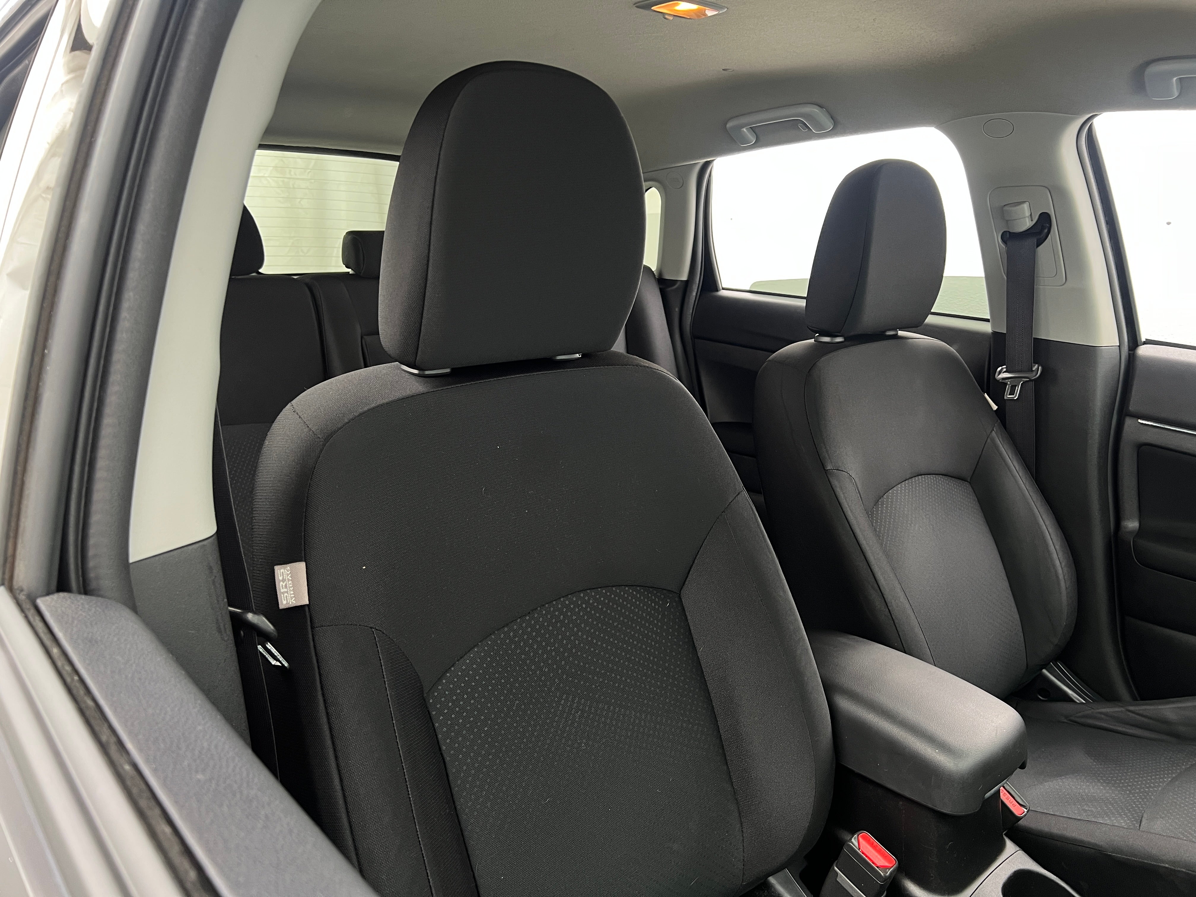 2015 Mitsubishi Outlander Sport ES 2