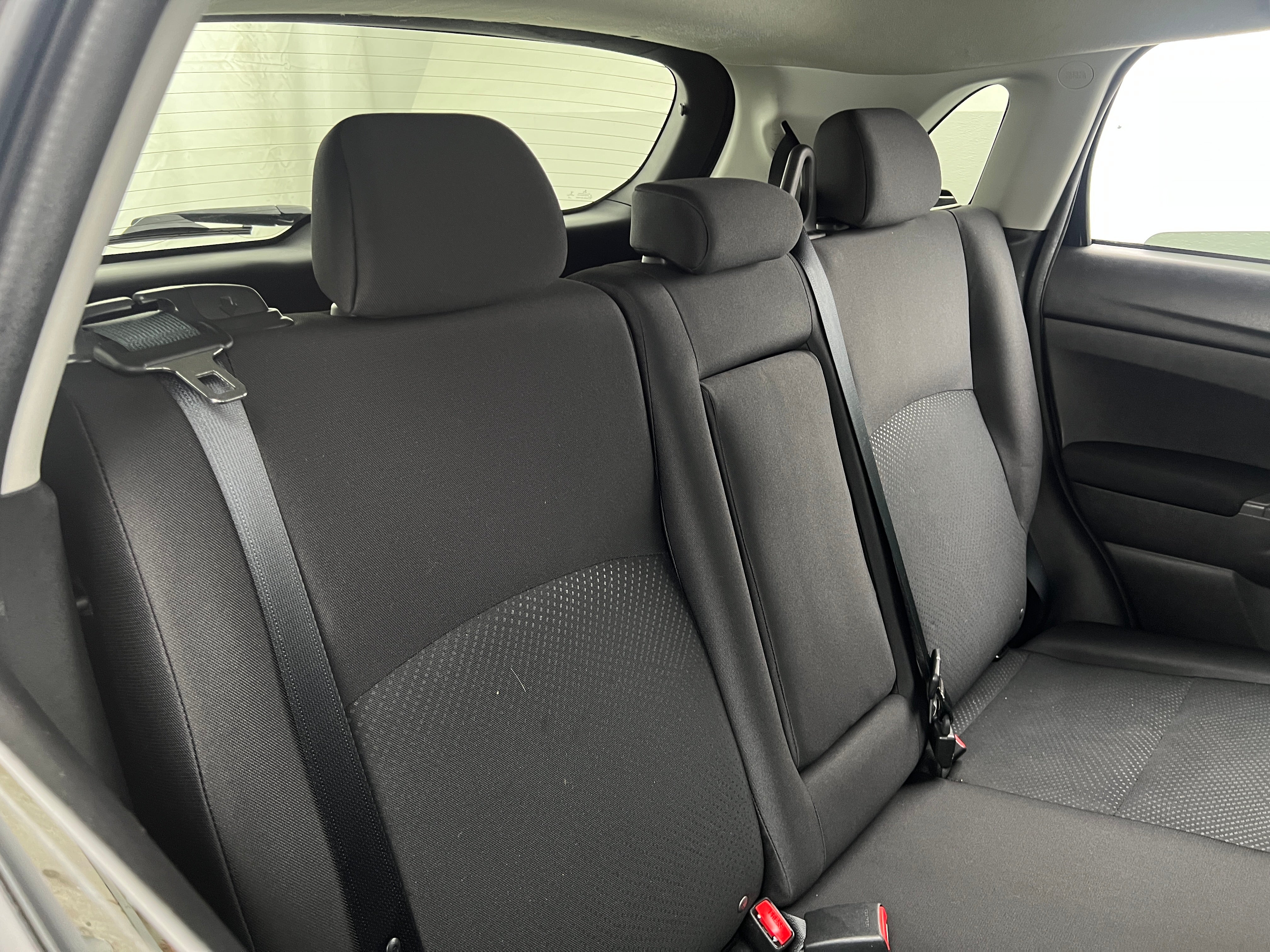 2015 Mitsubishi Outlander Sport ES 6