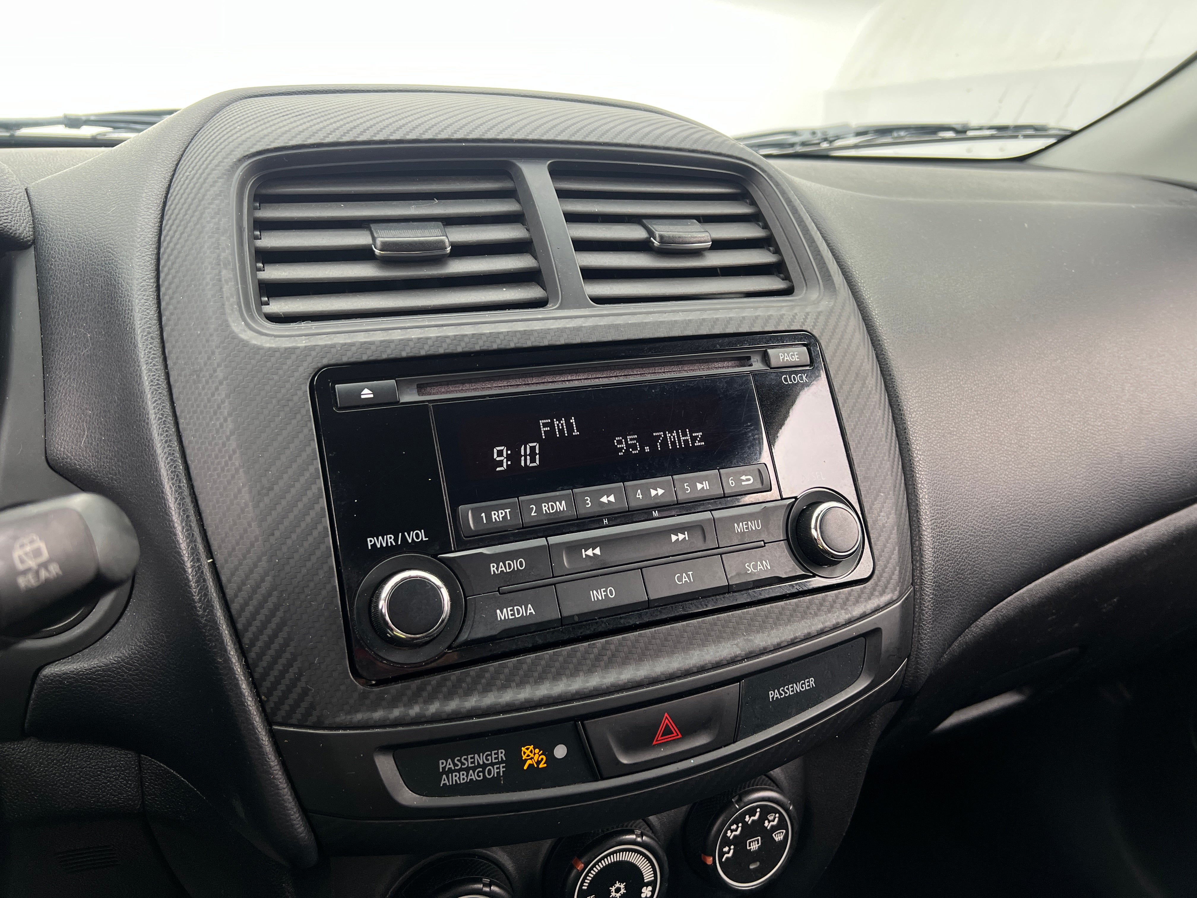 2015 Mitsubishi Outlander Sport ES 4