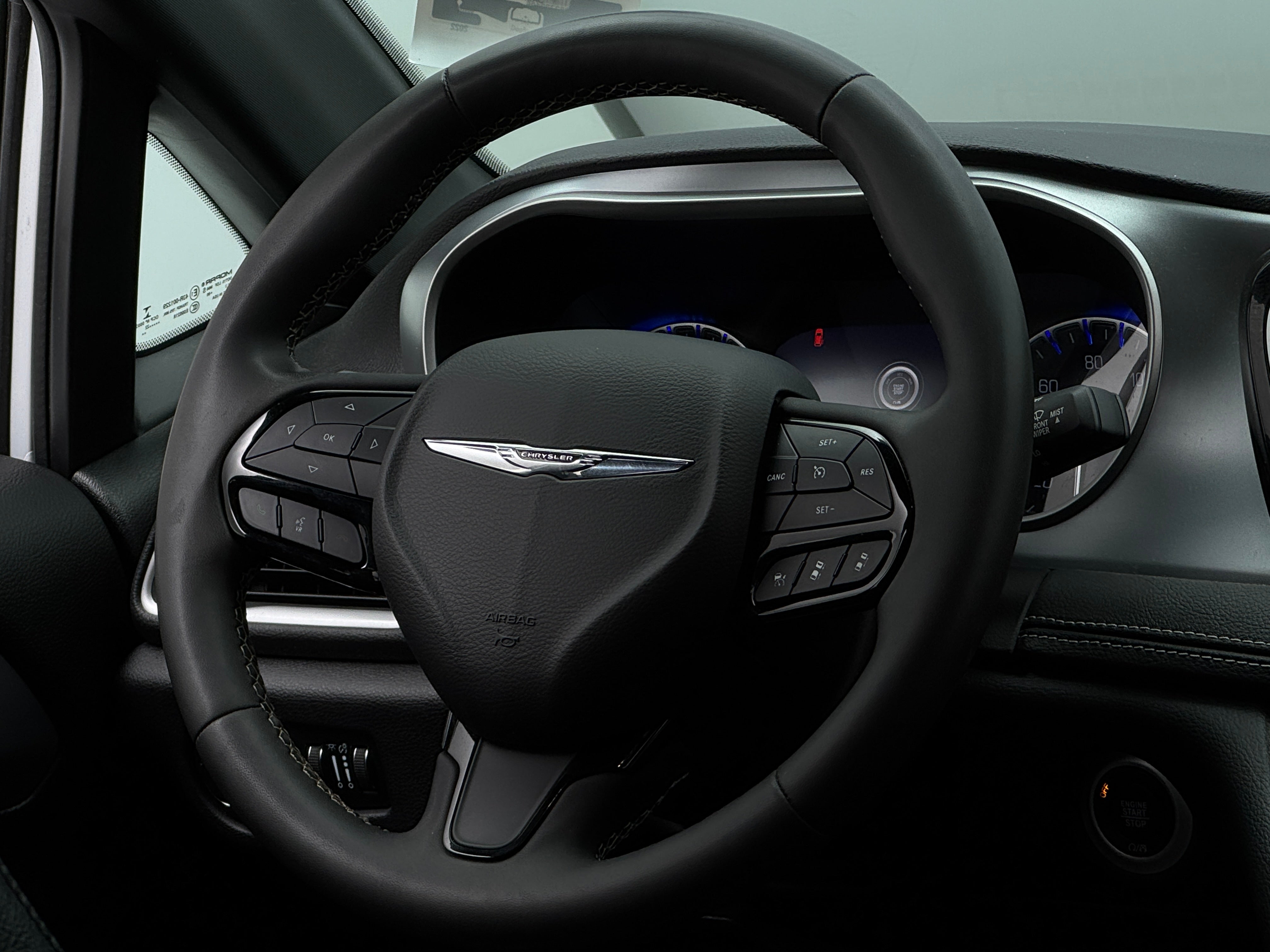 2022 Chrysler Pacifica Touring L 4