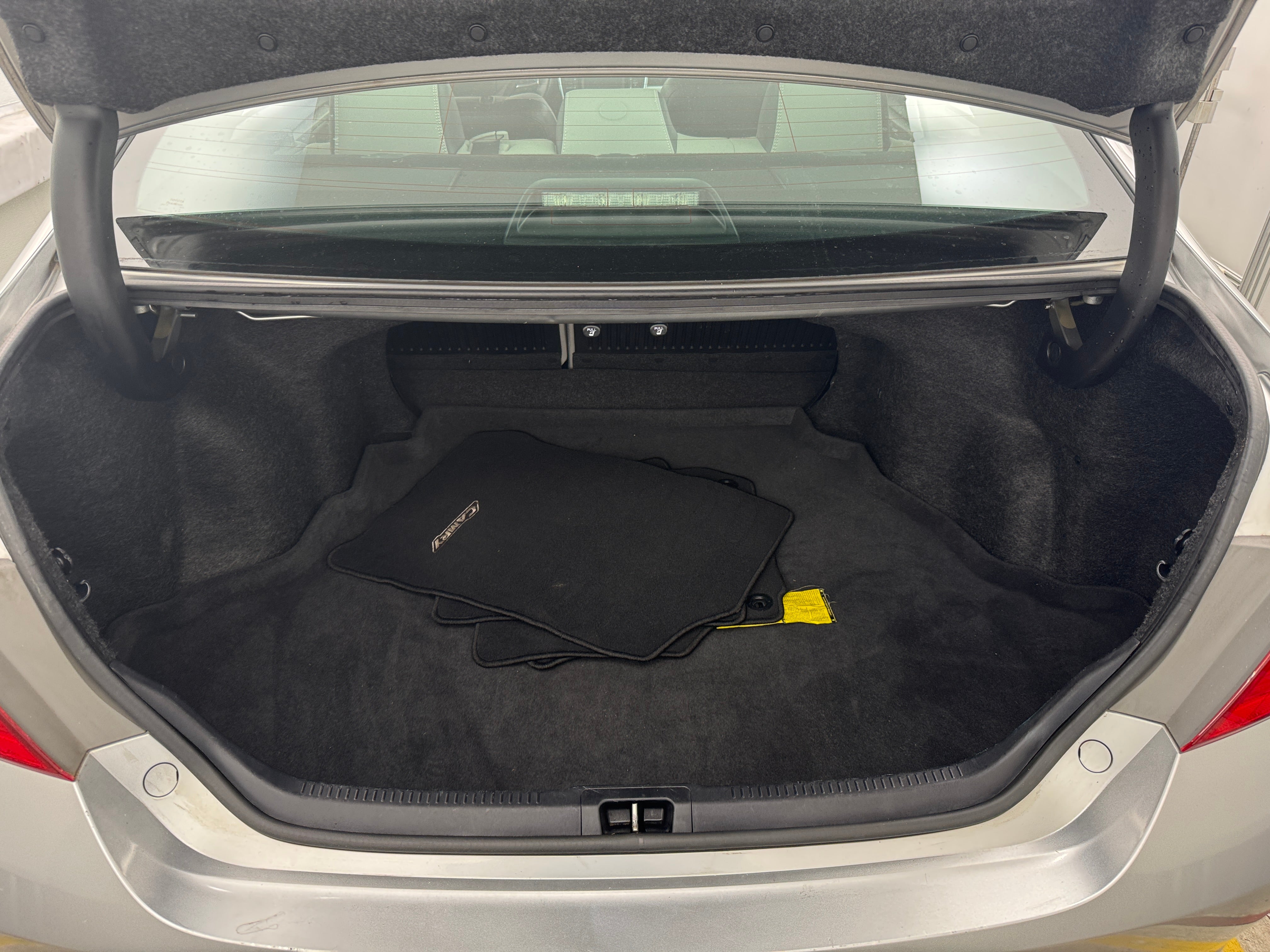 2017 Toyota Camry SE 7