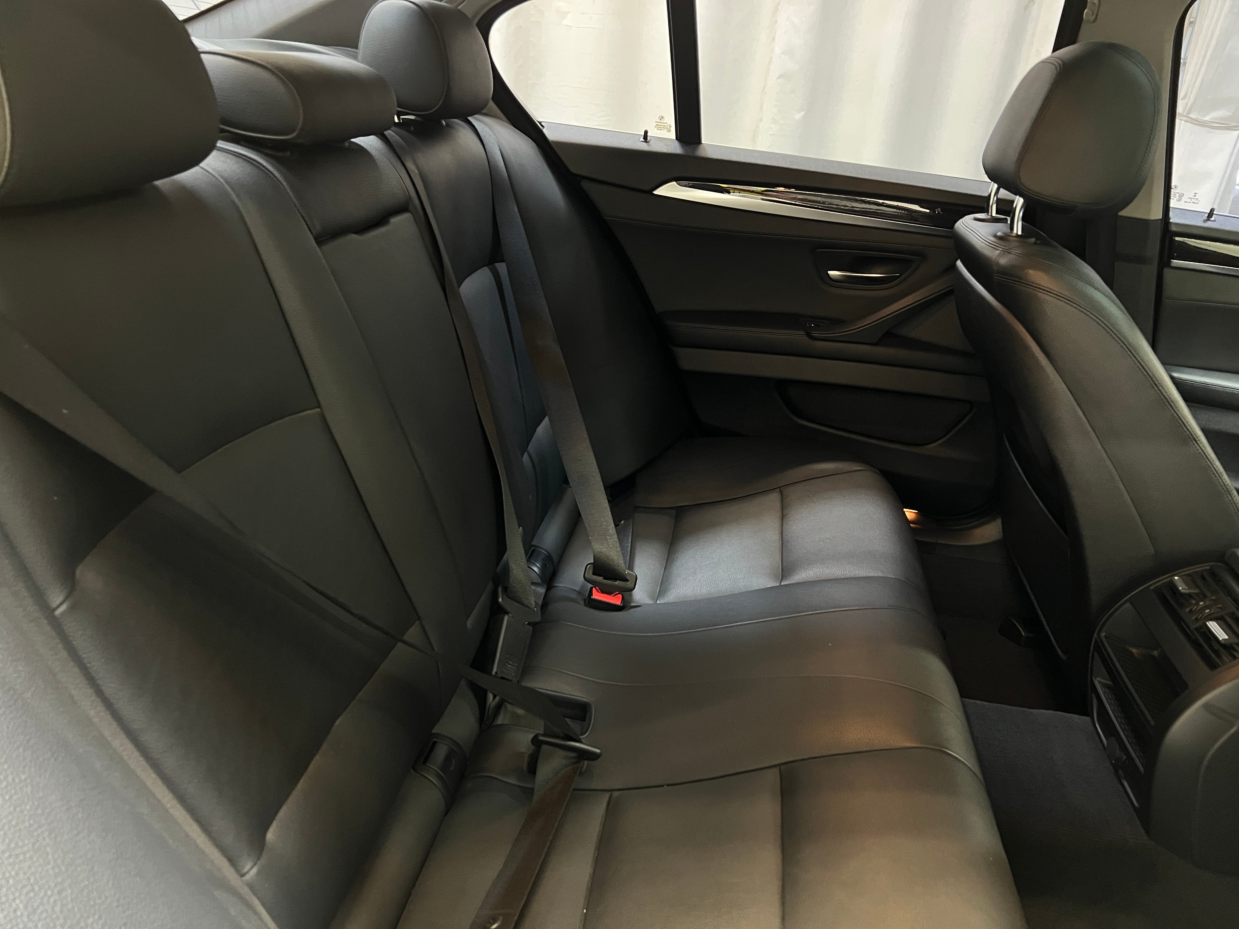 2014 BMW 5 Series 528i 5